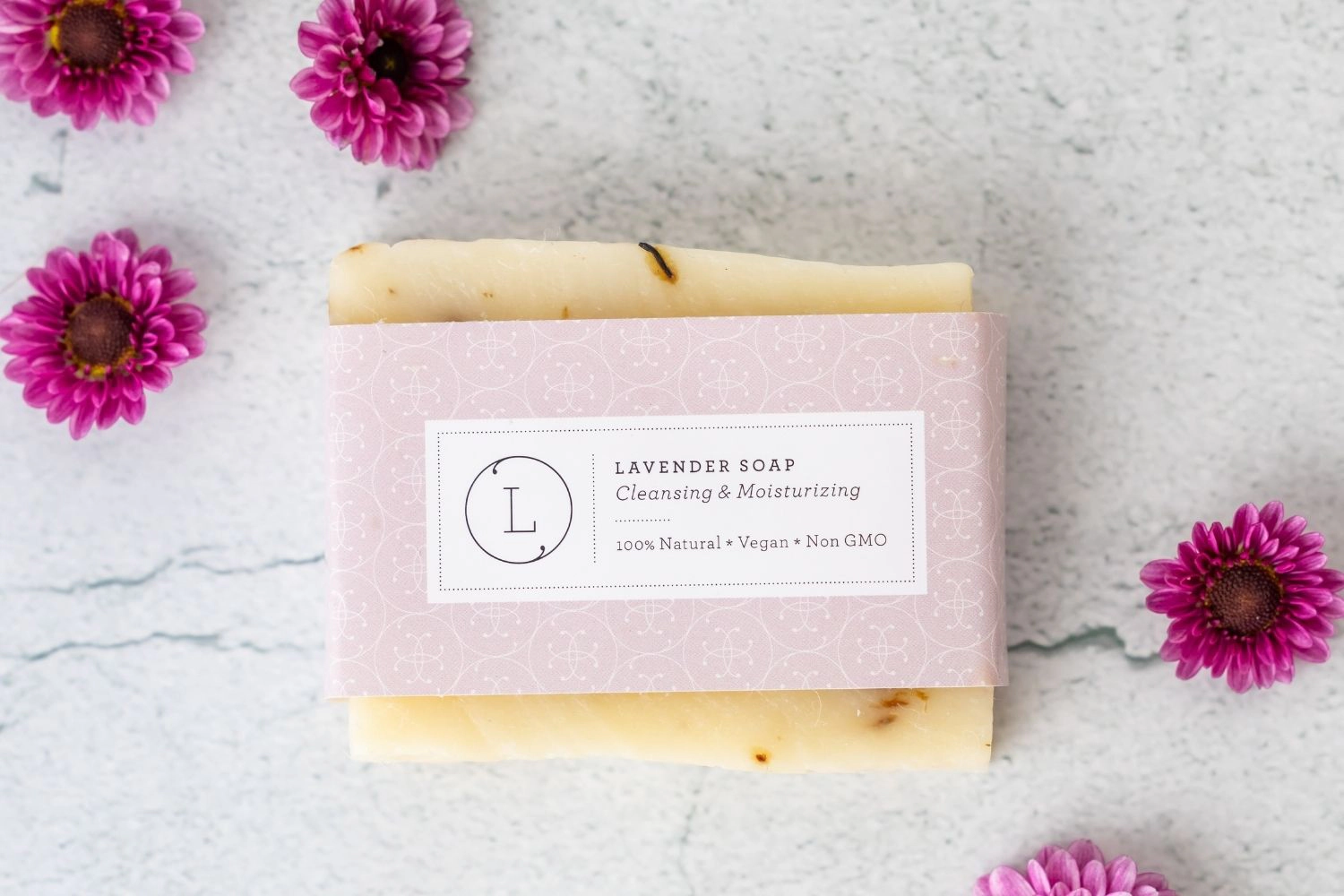 Lizush  2x Natural Cold-Process Soap Bars with Essential Oils - Lavender