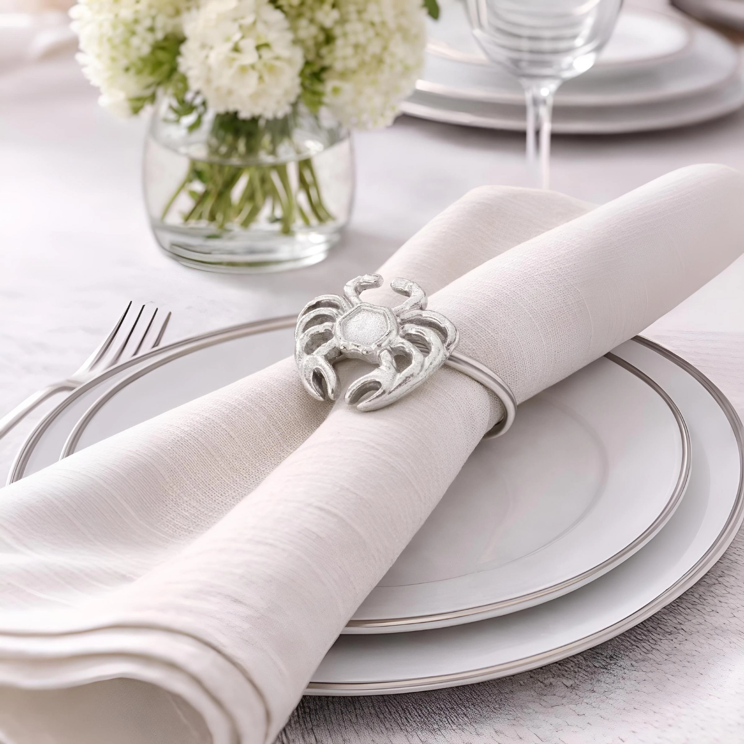 Dainty Home Crab Napkin Rings Set of 4, Silver Metal Table Décor