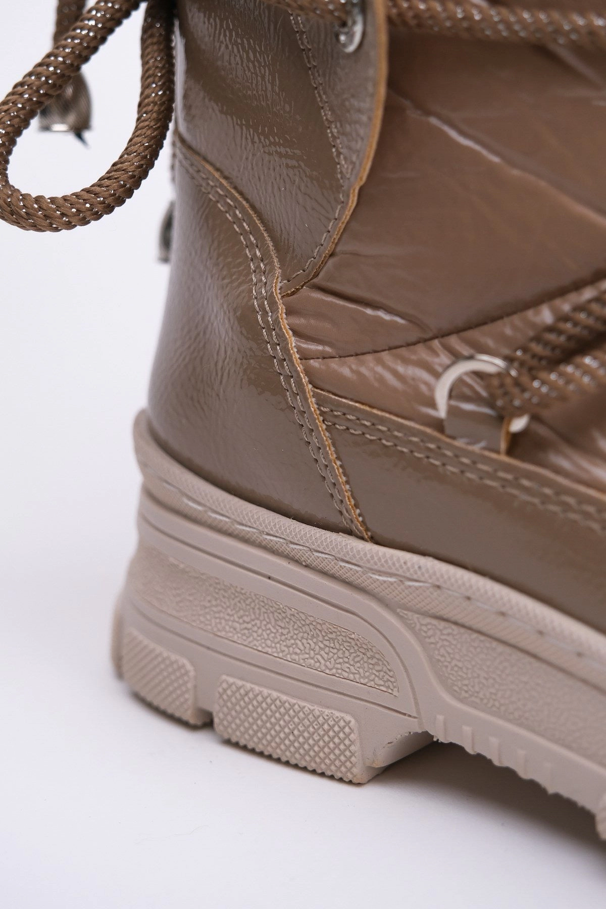 Prologue Shoes Womens Rosie Fur Lined Boot
