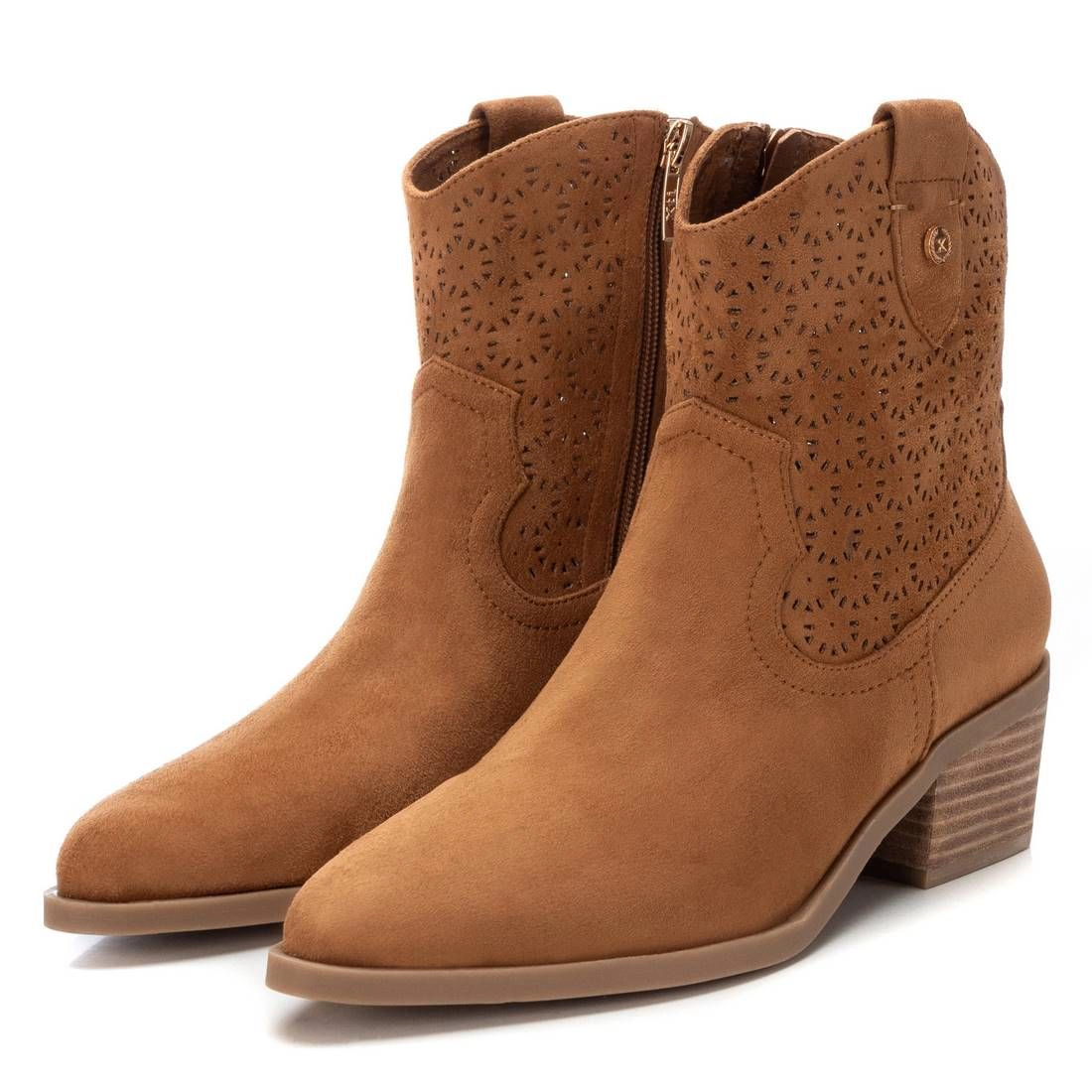 Xti Women's Pointed Toe Booties
