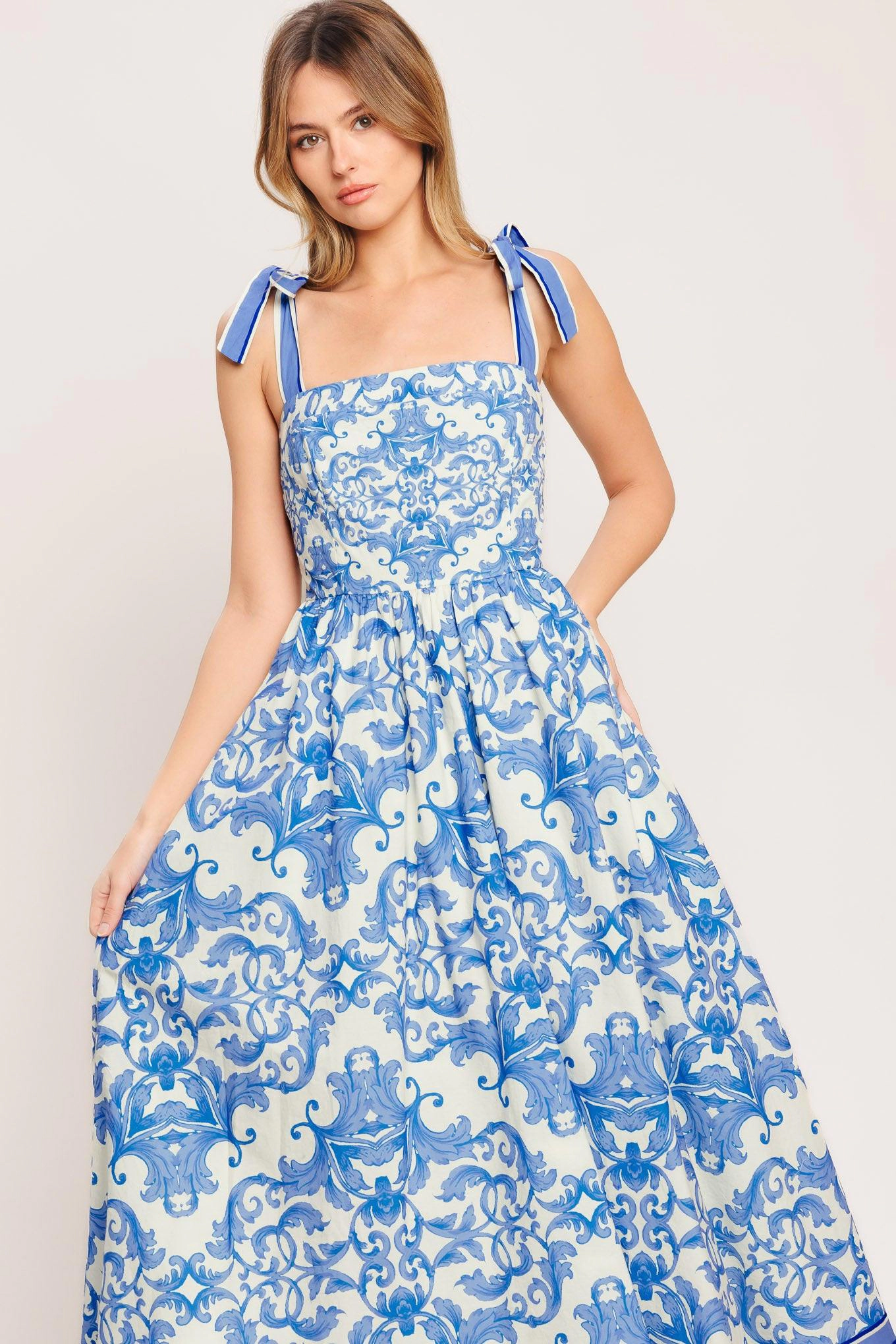 TRUEDAMES Women Azure Scroll Woven Midi Dress
