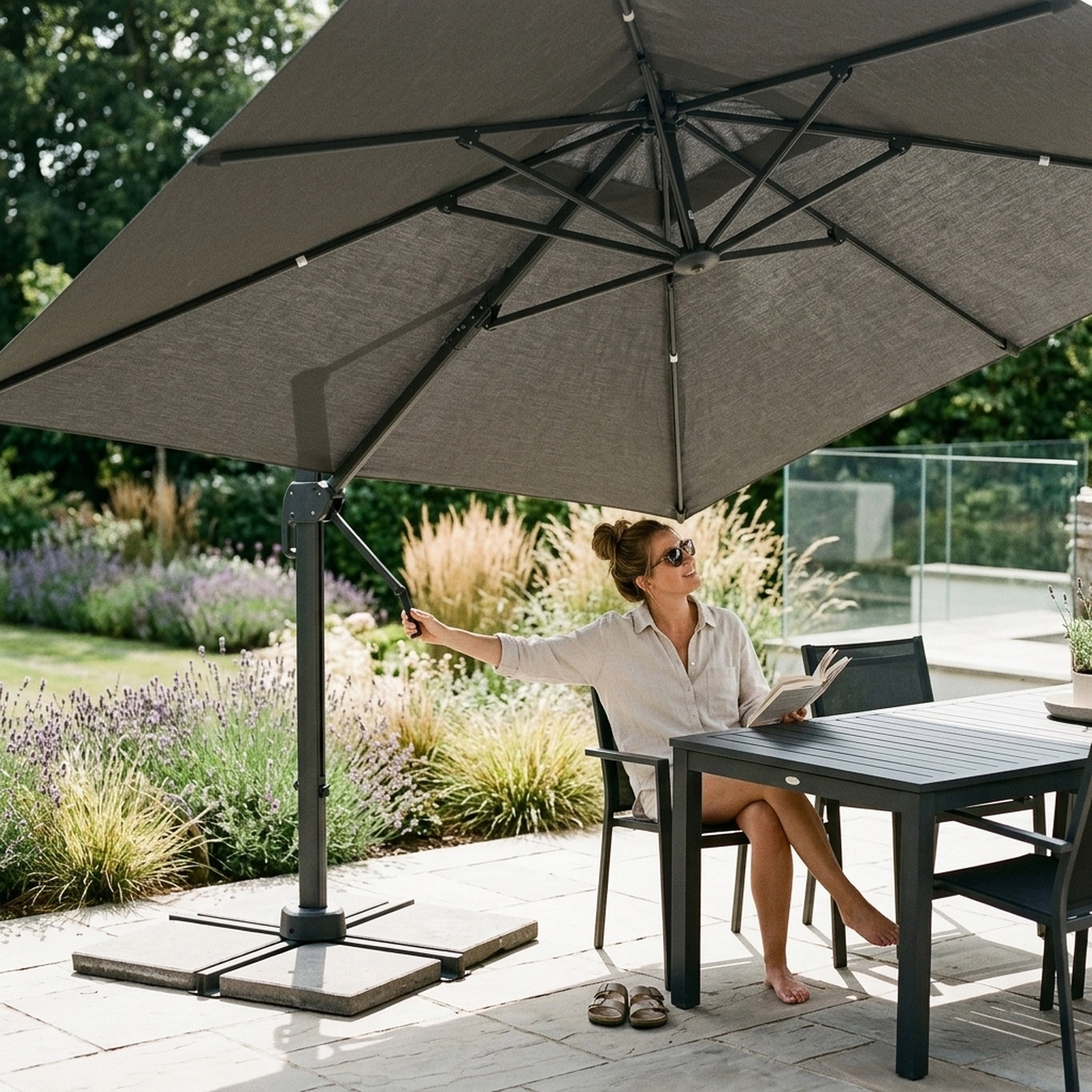 SUGIFT 10-ft Gray Offset Cantilever Patio Umbrella with Aluminum Pole and Cross Base