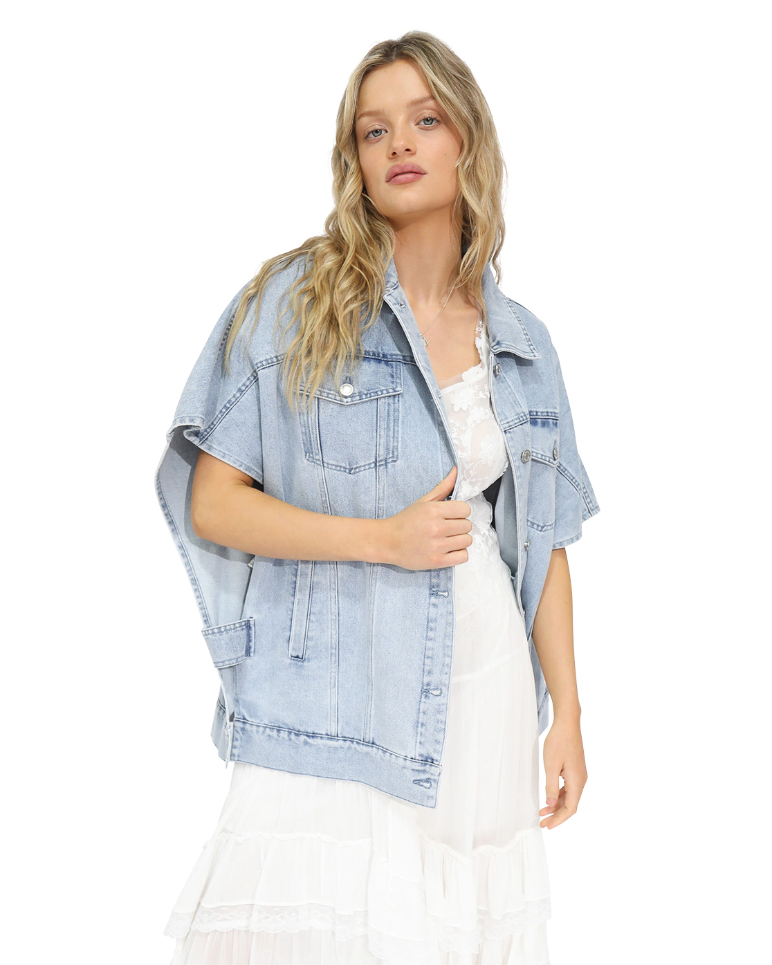 Belle & Bloom Womens California Soul Oversized Denim Vest