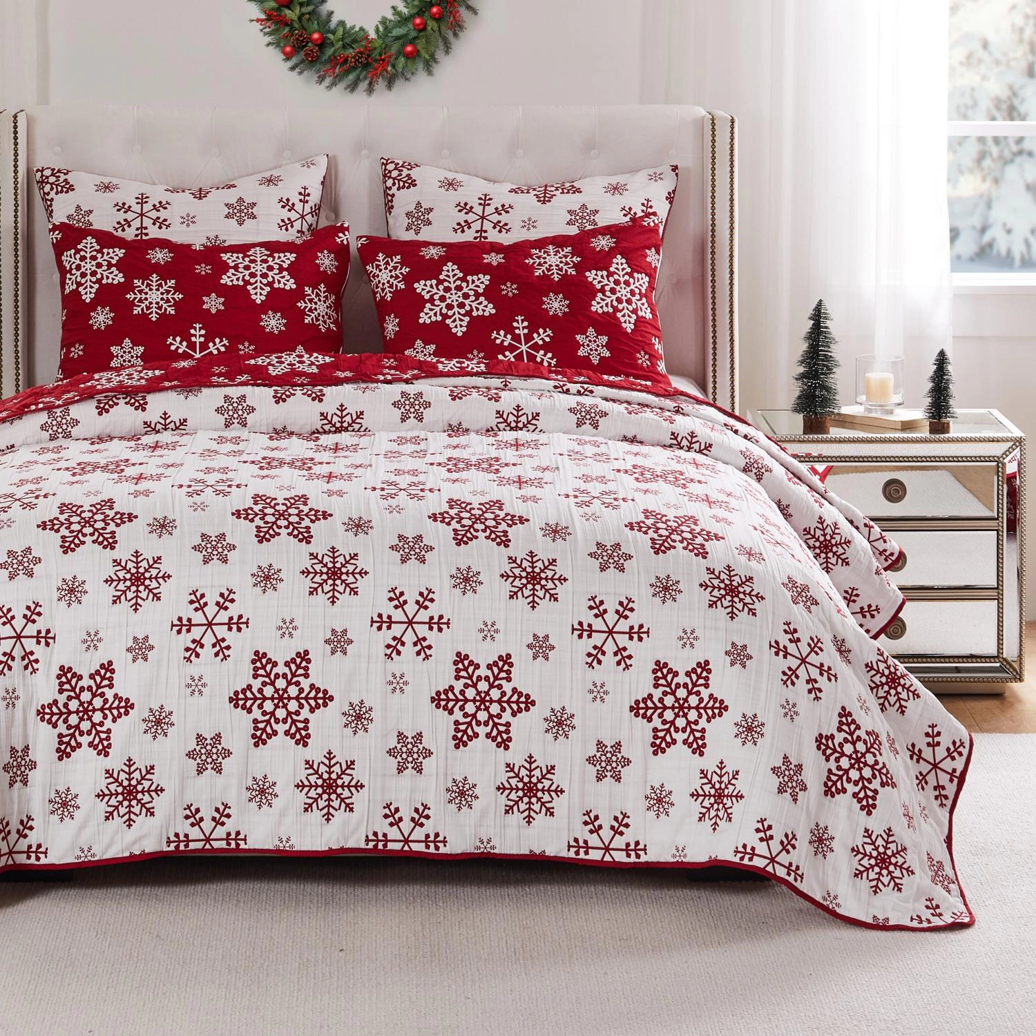 Greenland Home Fashions Snowflakes Premium Quality Christmas pattern 3 Piece Coverlet Set