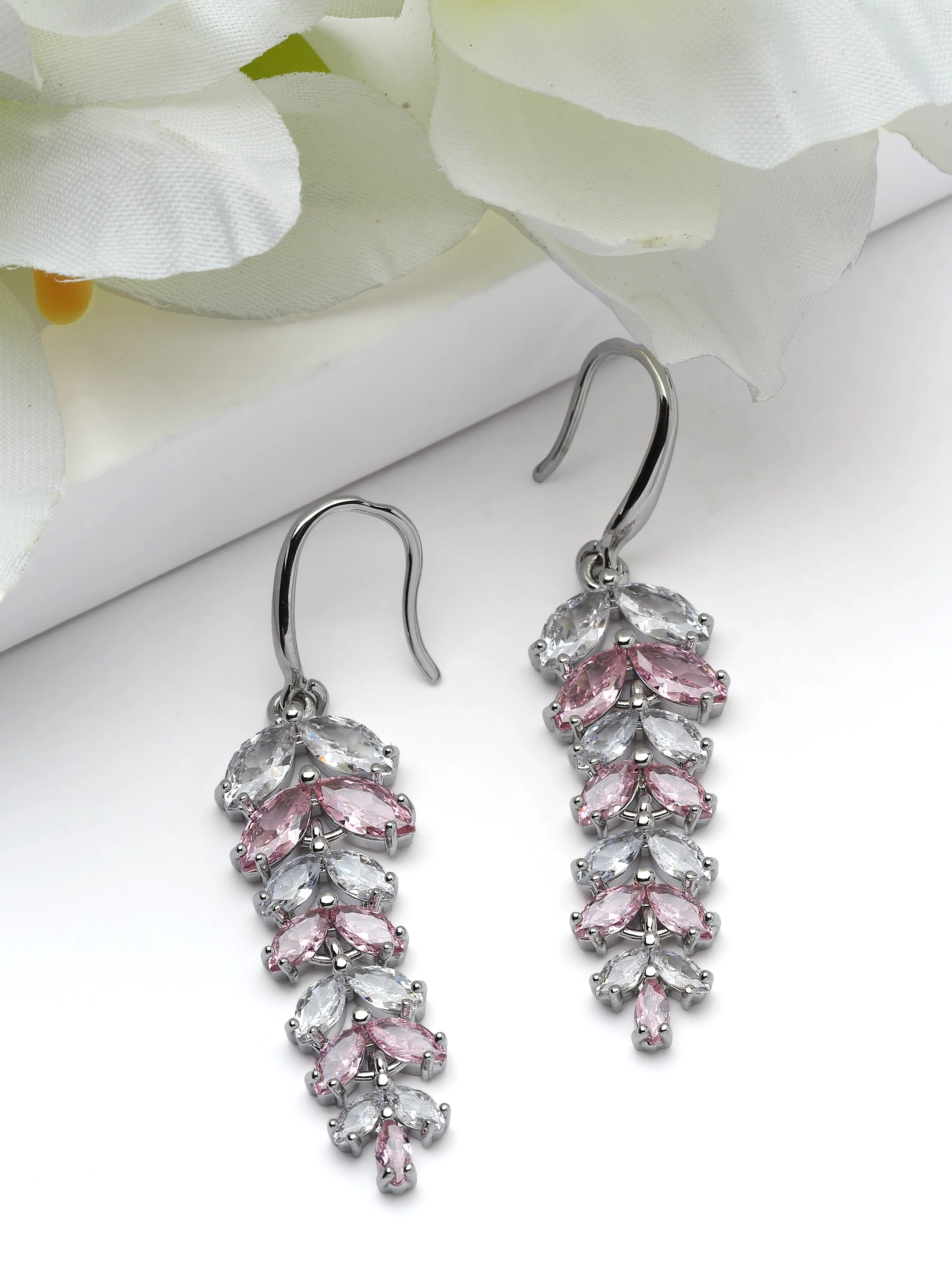 AGP PARIS Womens Leaf Cluster Drop Earrings