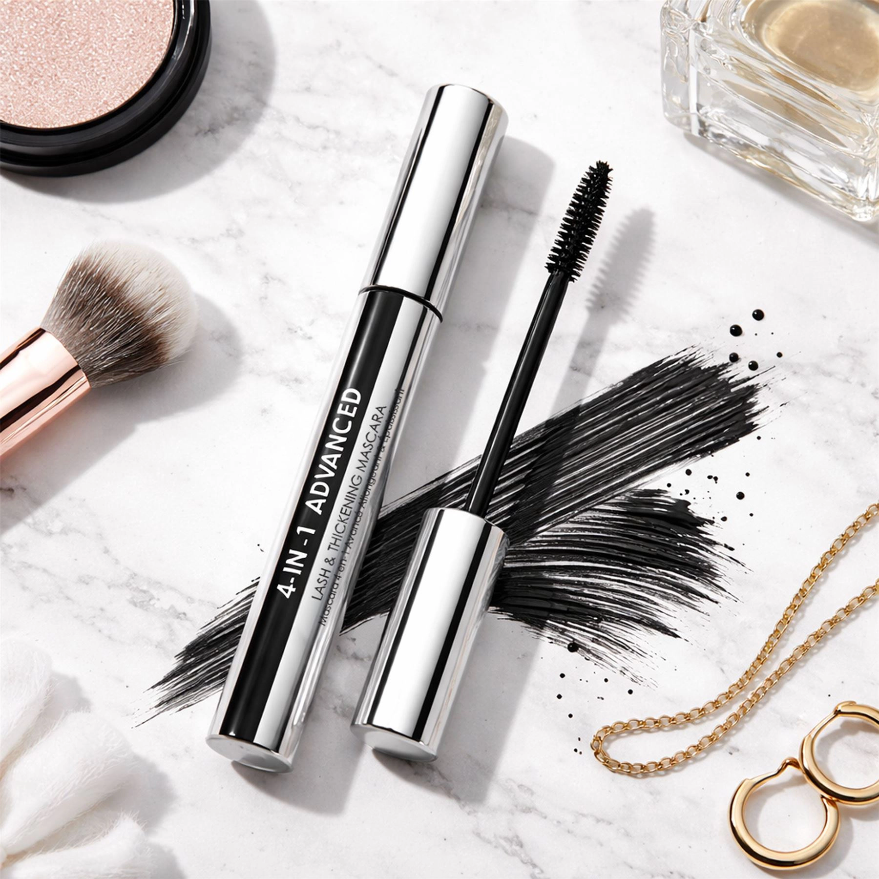 skinChemists Advanced 4-in-1 Lash & Thickening Mascara 8ml