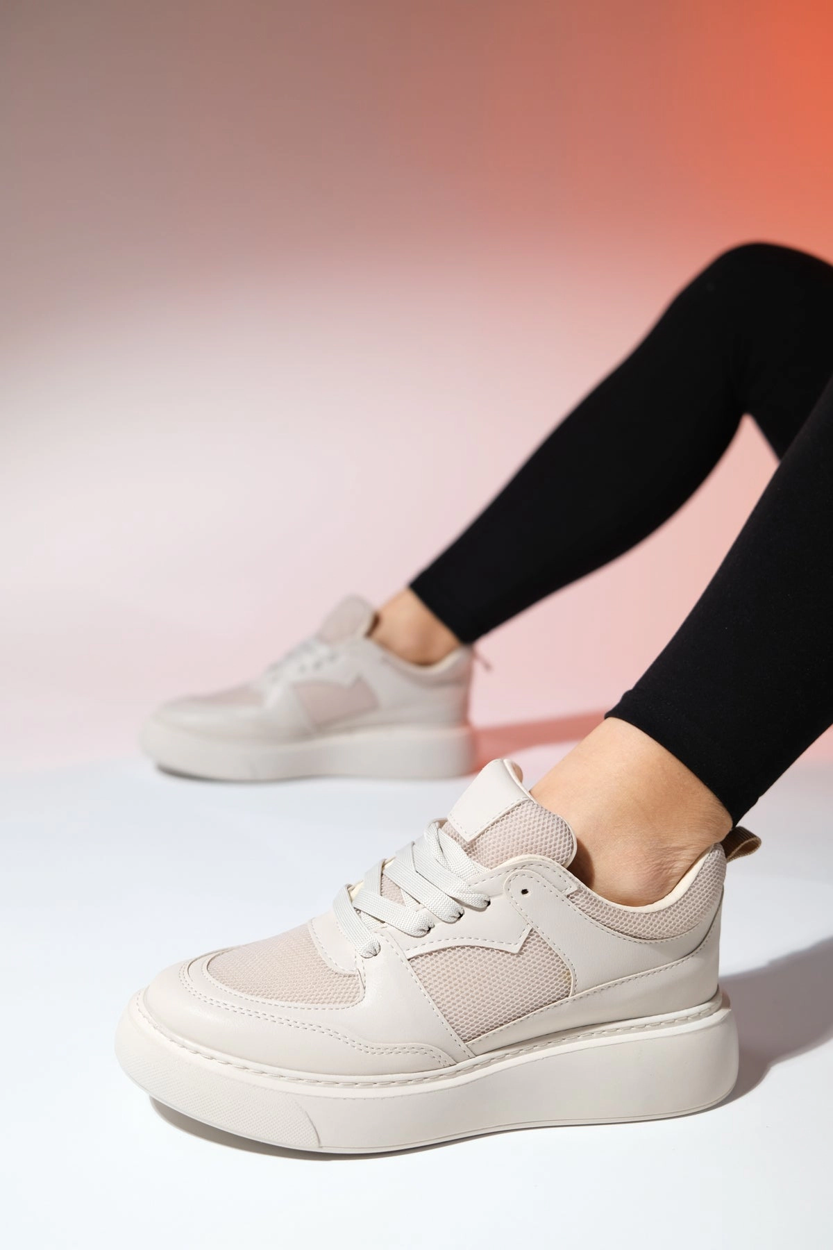 Prologue Shoes Womens Ingrid Platform Sneakers