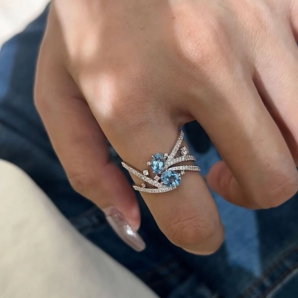 Oval Blue Cubic Zirconia Crossover Statement Ring Twisted Pave Band Cocktail Ring