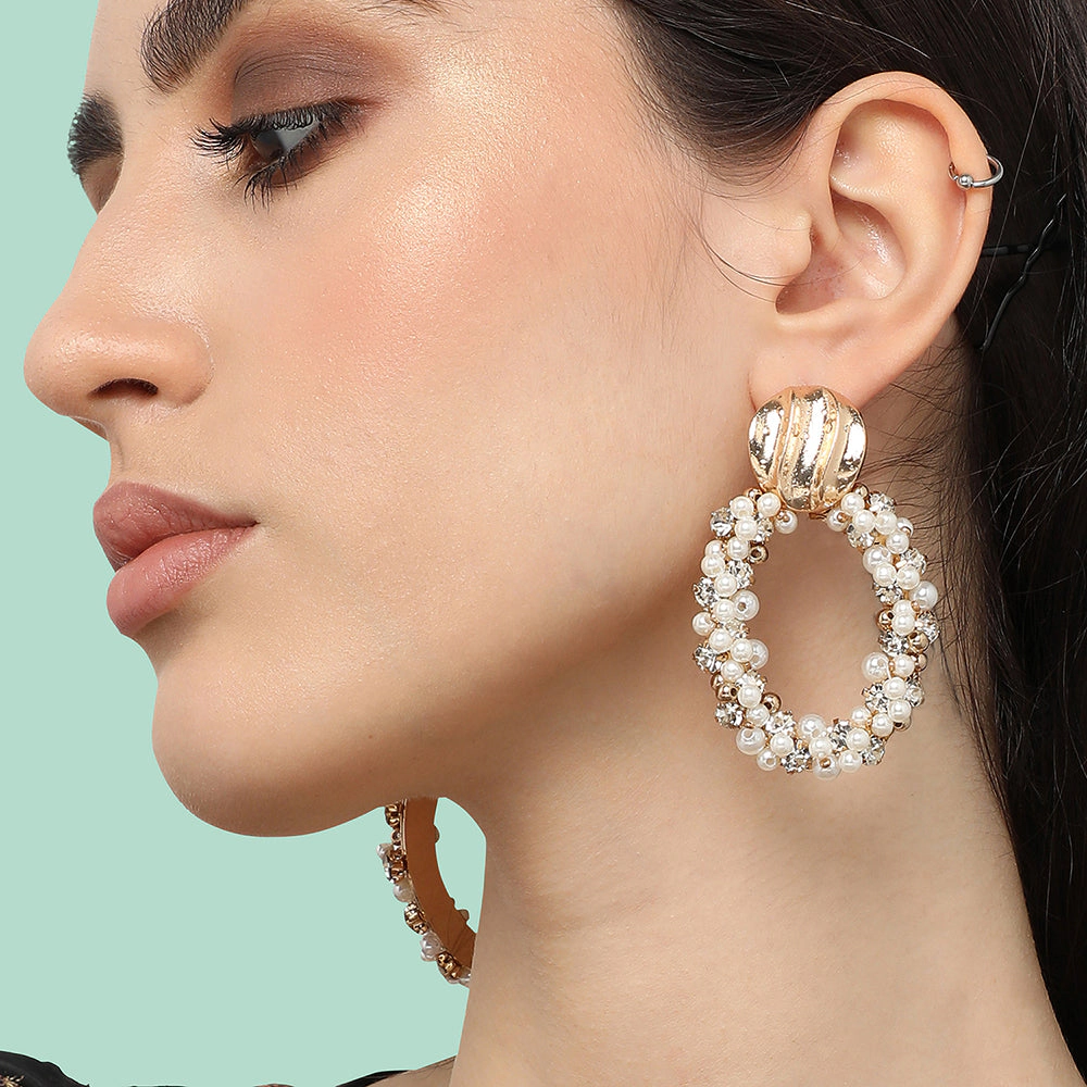 SOHI Women's White Wreath Drop Earrings