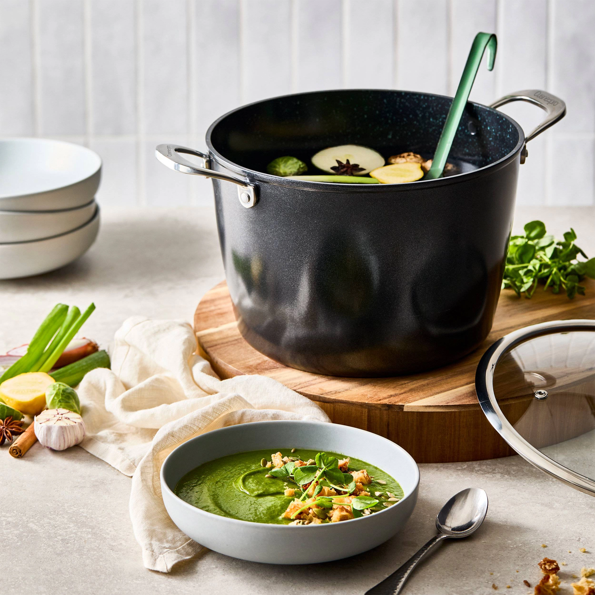 Cuisine::pro® GREEN STONE™ 8.5 Qt. Stockpot With Lid