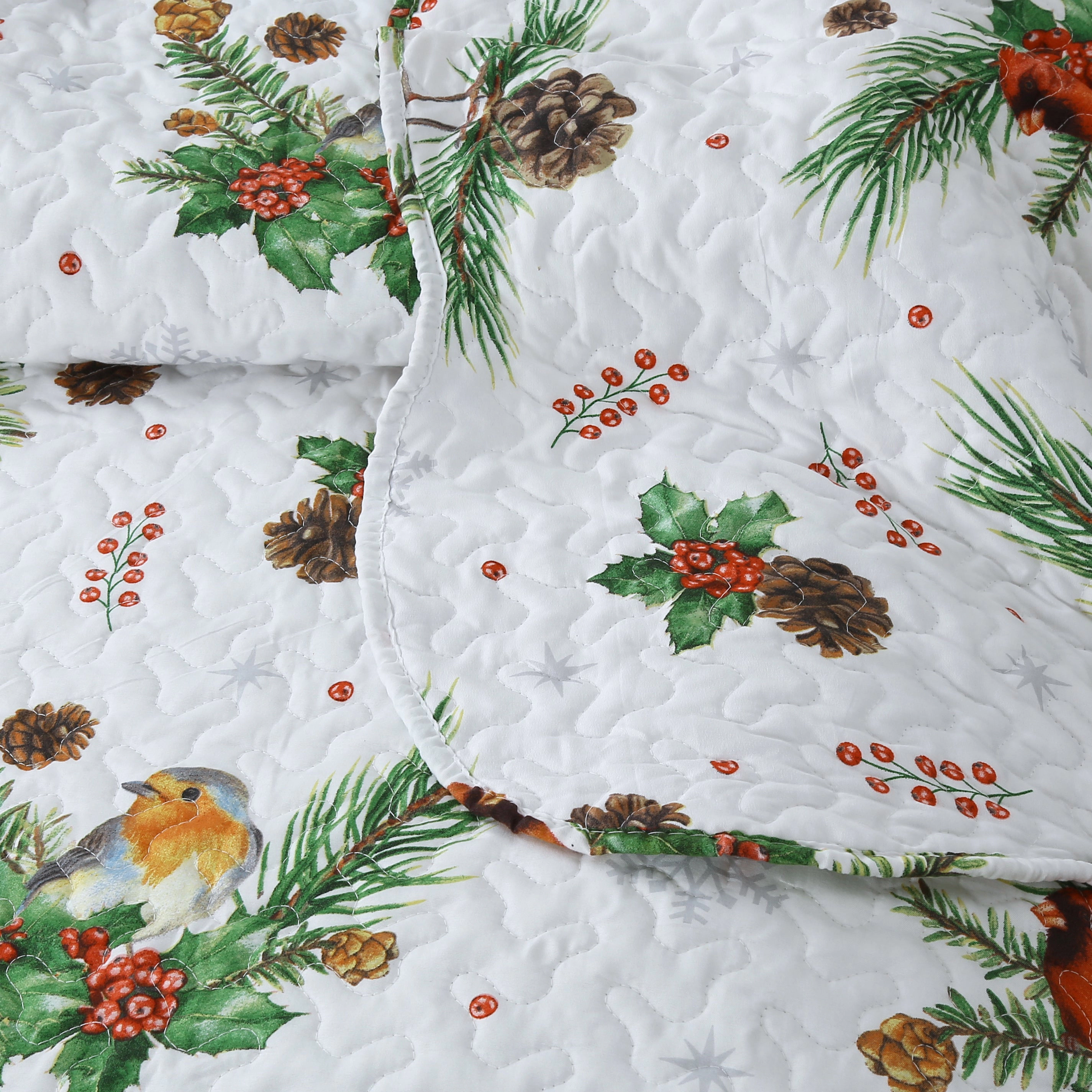MarCielo 3 Piece Christmas Quilt Set, Red Cardinal Pinecone Bedspread Set
