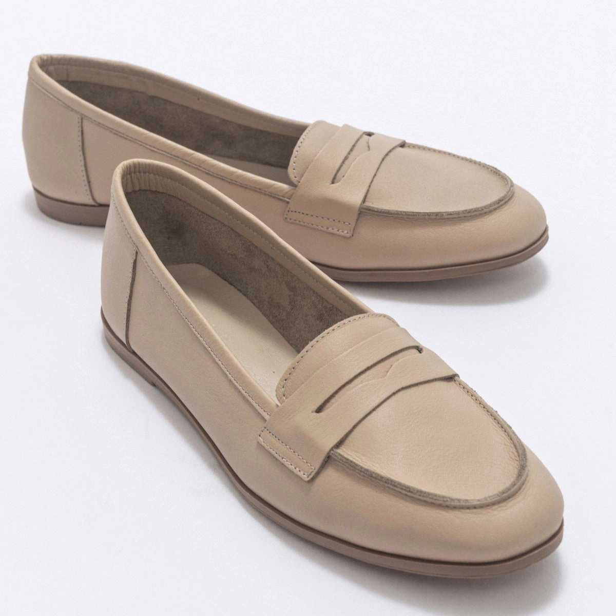 Forever & Always Womens Dorothy Leather Loafer