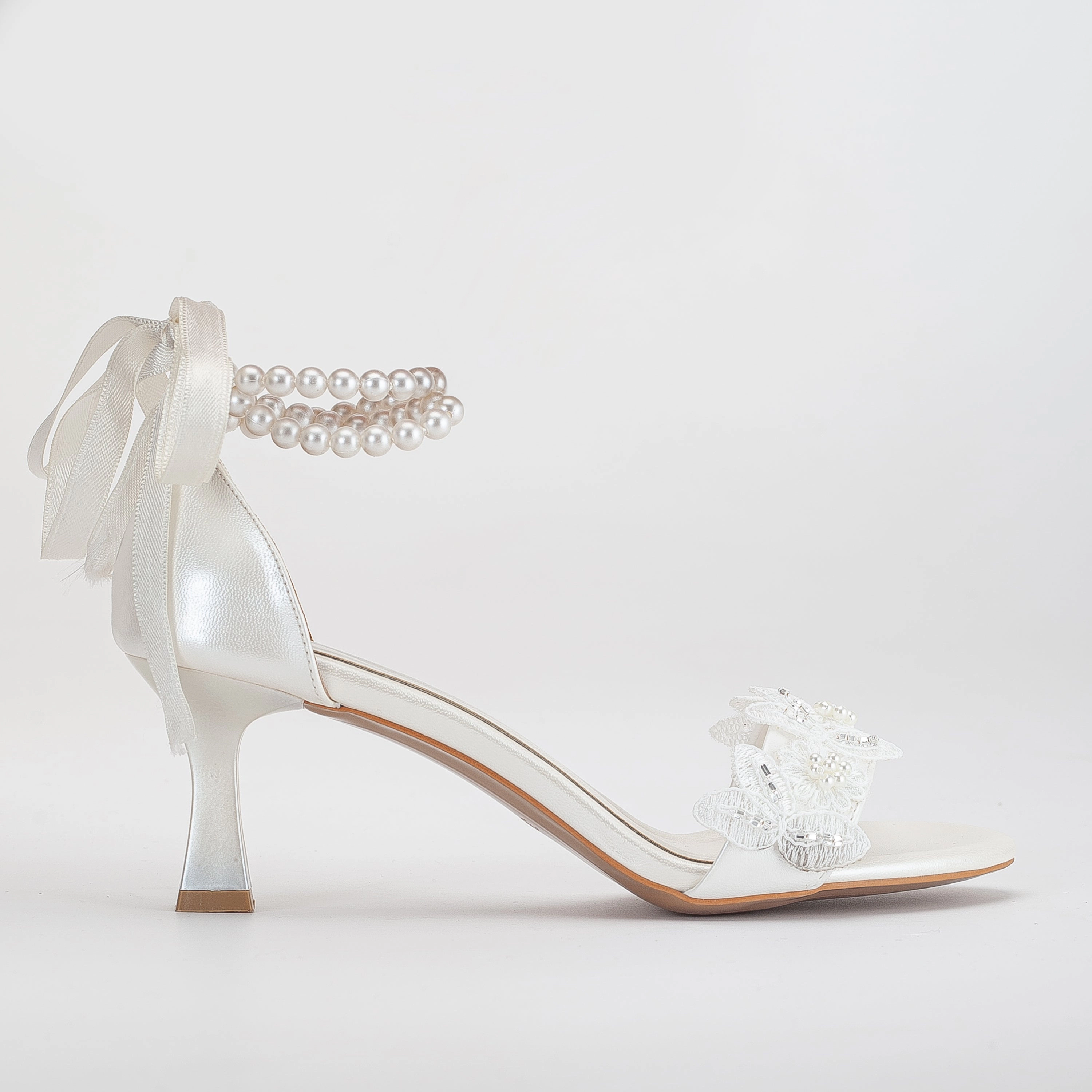 Forever & Always Womens Dawn Lace Sandals with Pearls