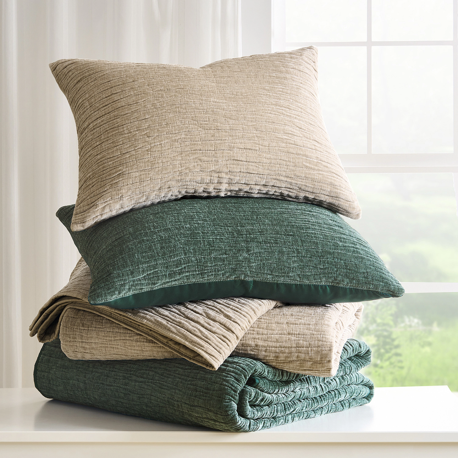 Greenland Home Fashion Velvet Crush Chenille Microfiber Back Poly Fill Quilt Set 3-Piece Full/Queen Khaki