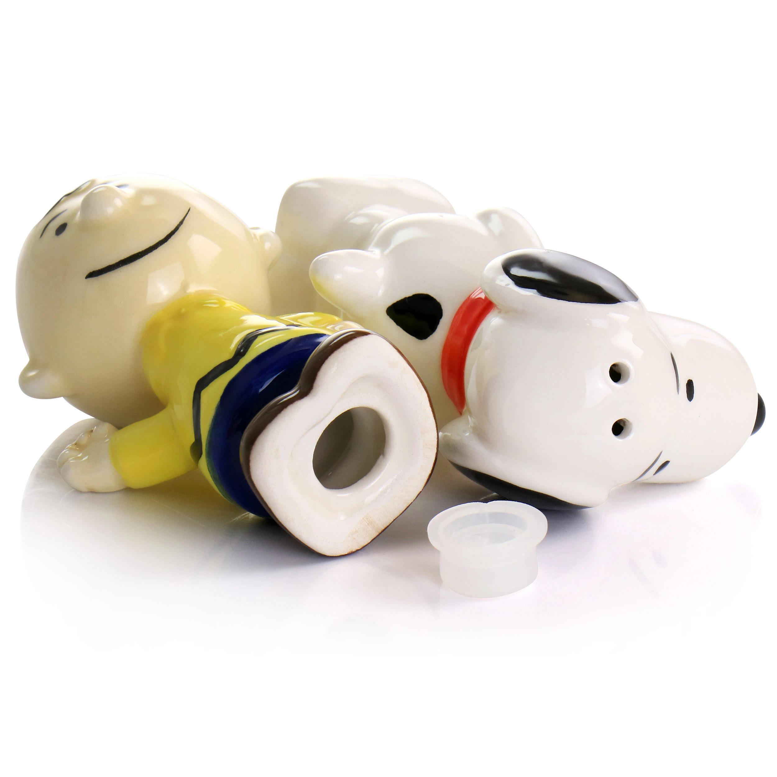 Peanuts Classical Pals Charlie Brown and Snoopy Figurine Salt and Pepper Shaker Set