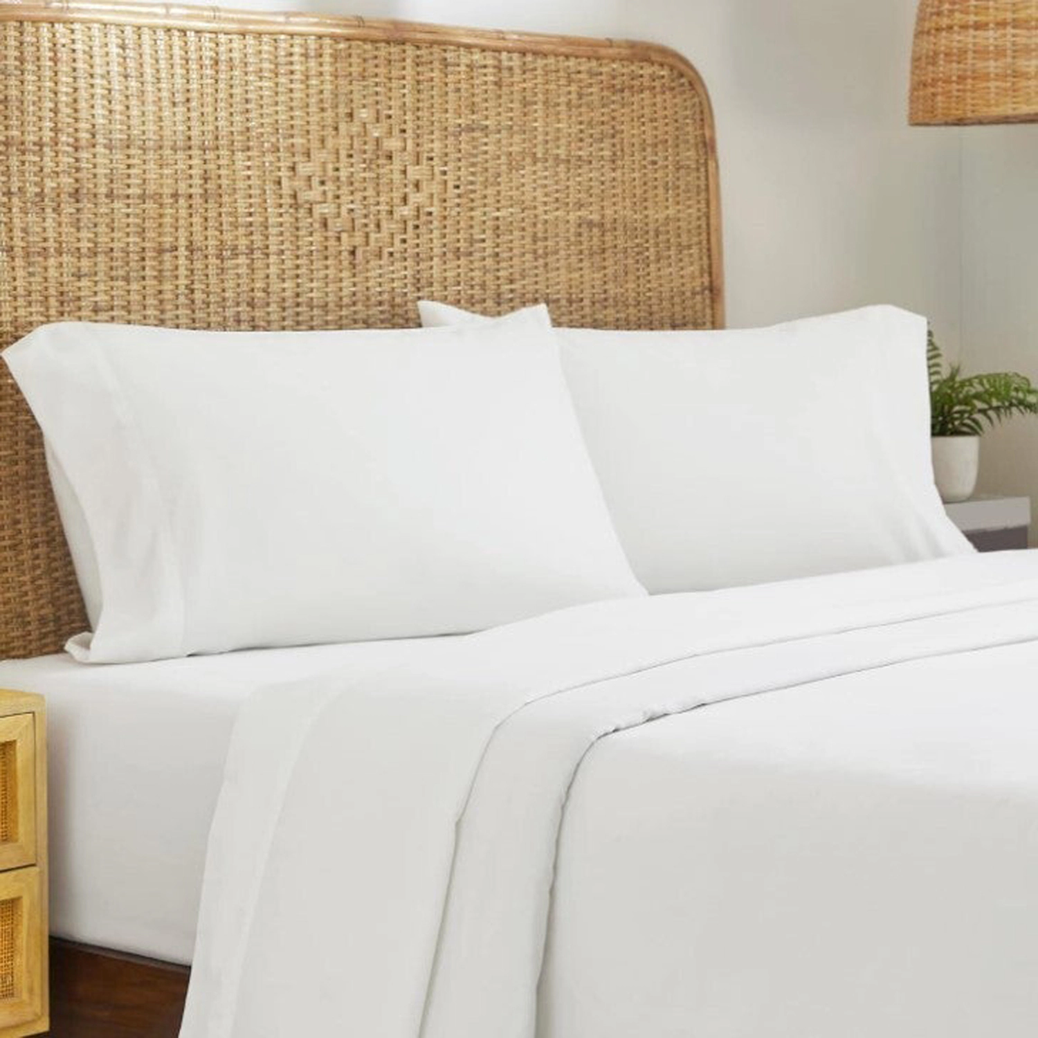 RT Designers Collection 300 TC 100% Organic Cotton Lightweight 4 Piece Solid Sheet Set King White