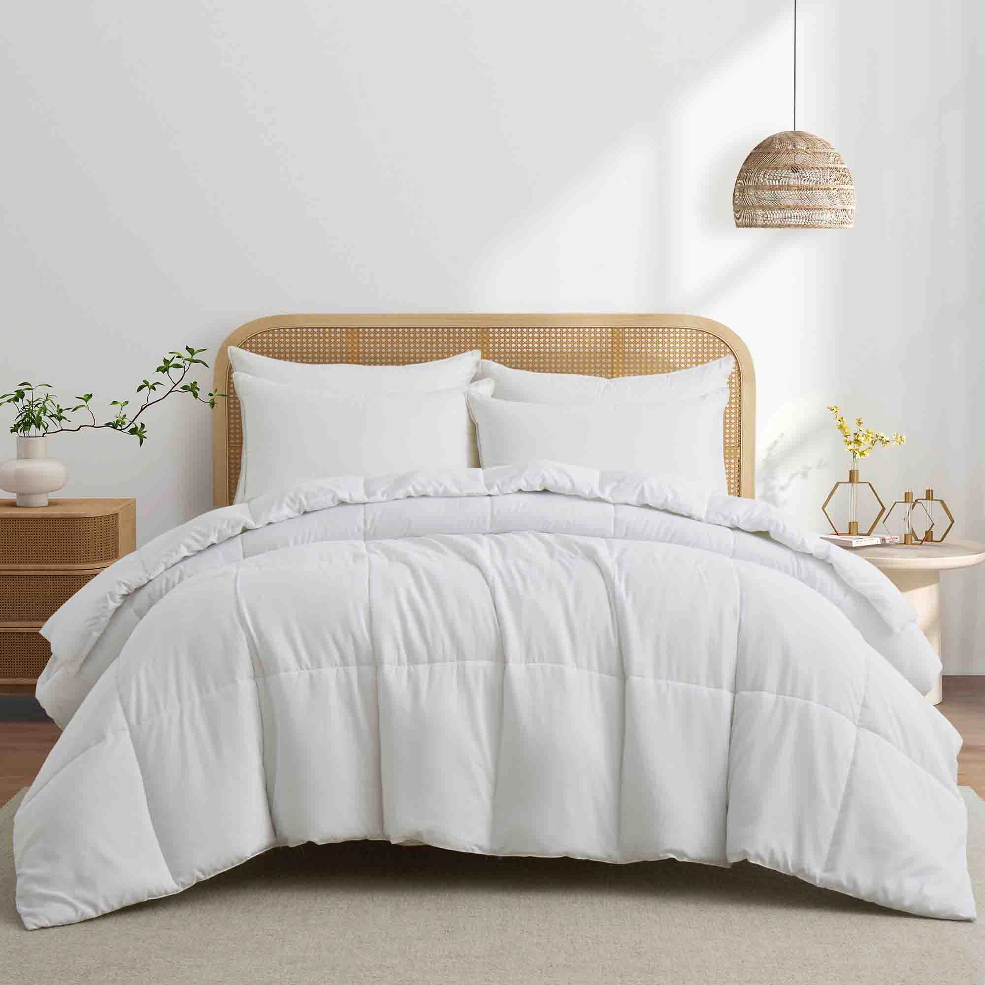 PEACENEST Lightweight Down Alternative Comforter Soft Duvet Insert