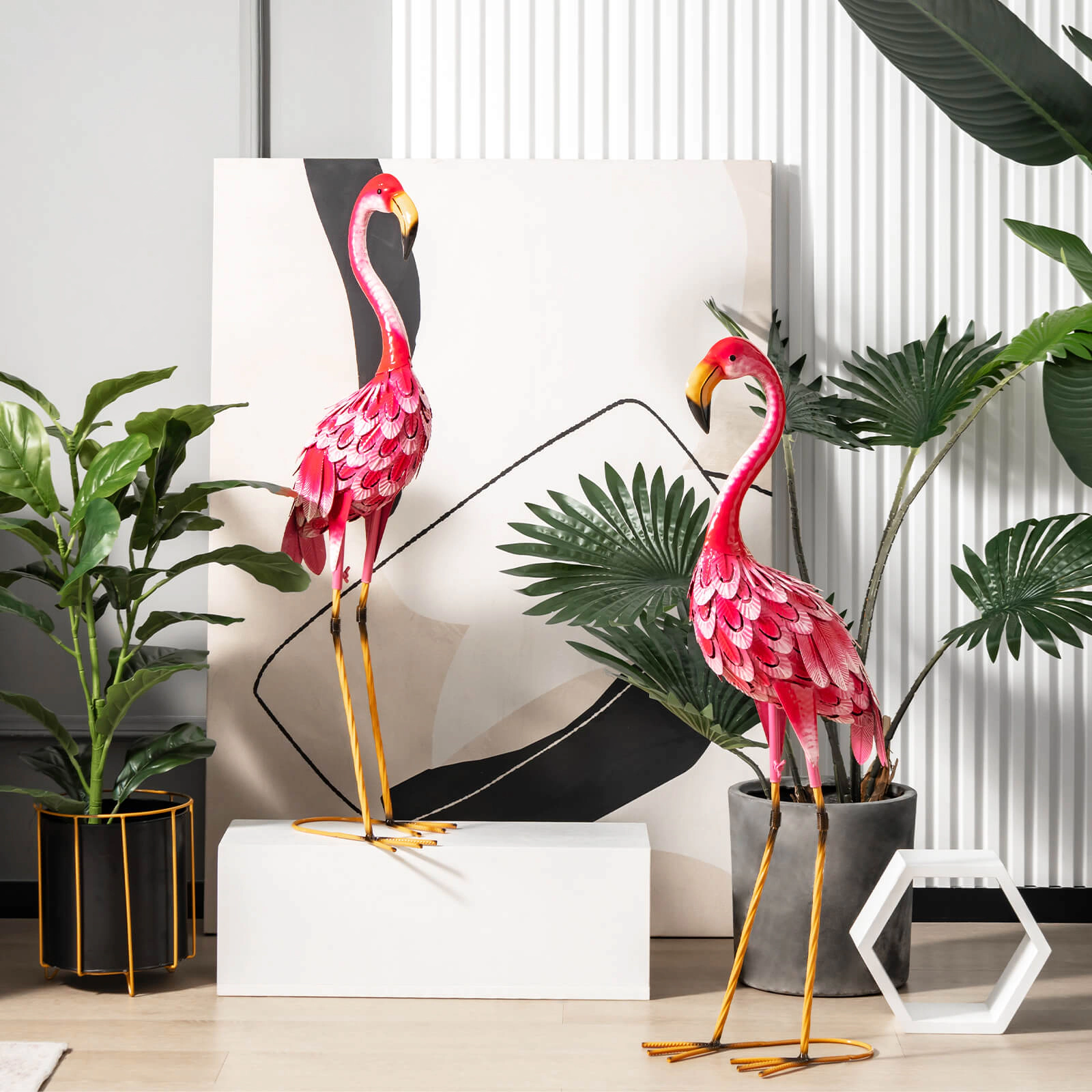 SUGIFT Set of 2 Pink Metal Flamingo Garden Statues with Gradient Feather Details 8-in W 11-in D 35-in H
