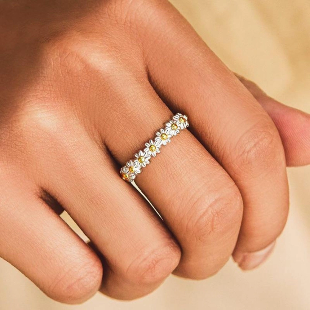 Little Daisy Flower Ring I Think About You Every Daisy Ring Wedding Band Ring