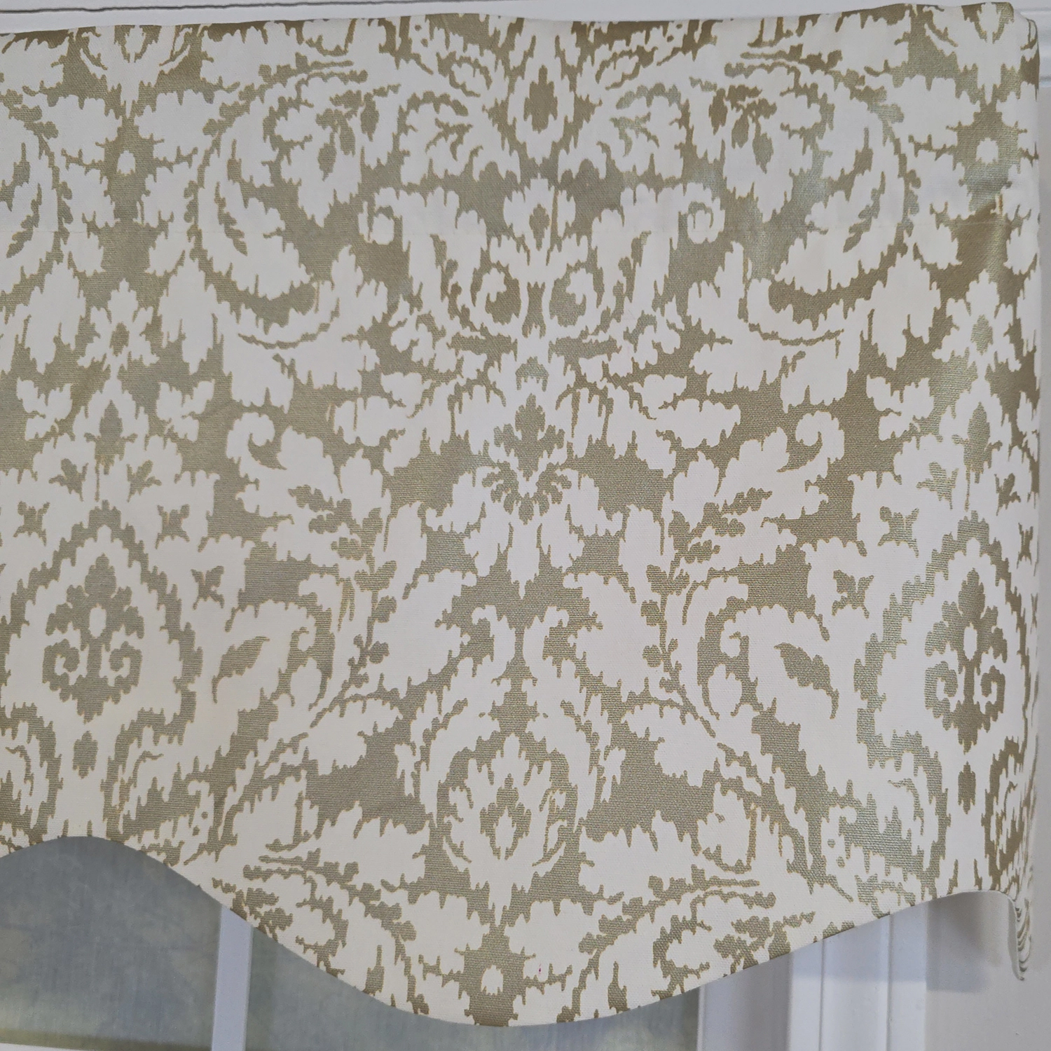 RLF Home Cambridge Provance Fully Lined Cotton Rod Pocket Window Valance 50" x 15" Silver