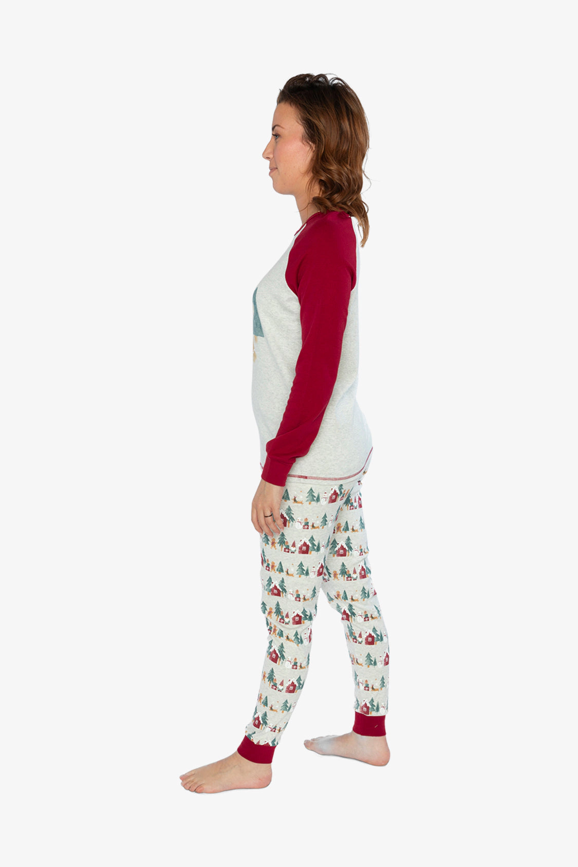 Deux par Womens Two Piece Holiday Print Christmas Pajama Top and Pants Set