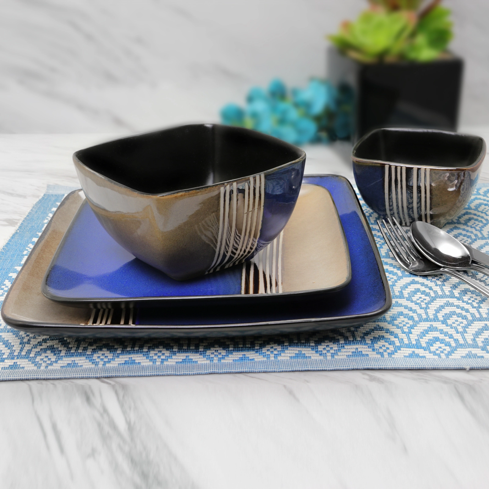 Elama Downtown Loft 16 Piece Double Bowl Stoneware Dinnerware Set with Service for 4