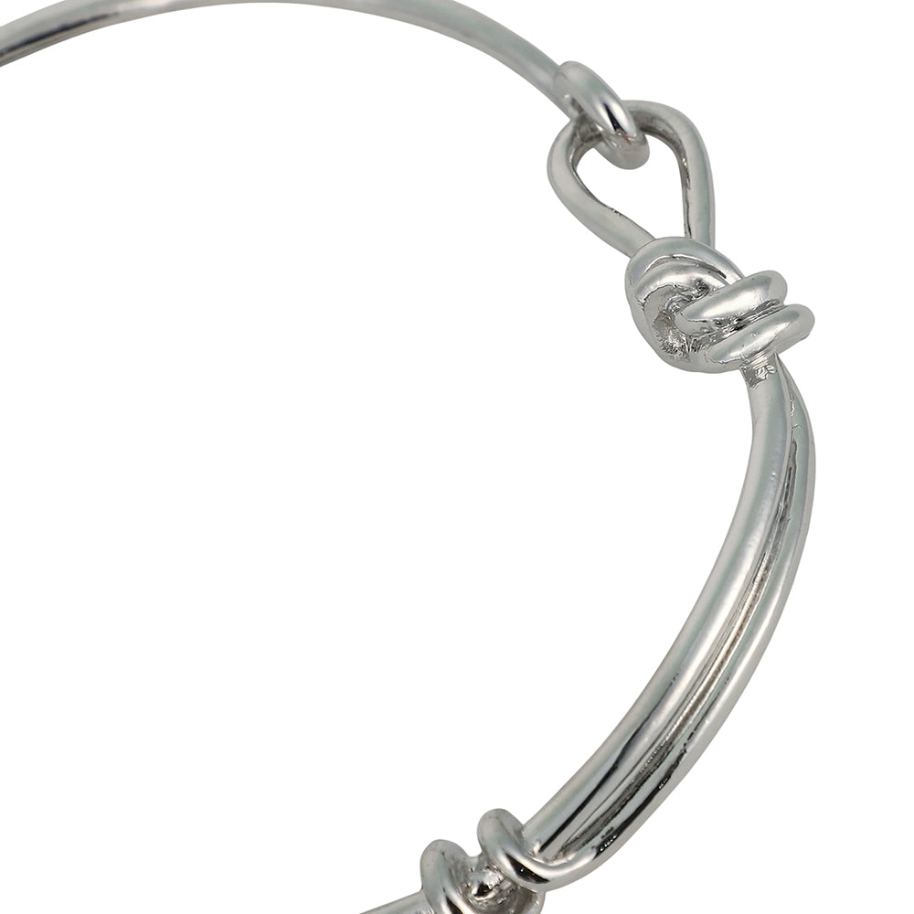 SOHI Women's The Knotted-Bar Collar Necklace - Chrome Silver