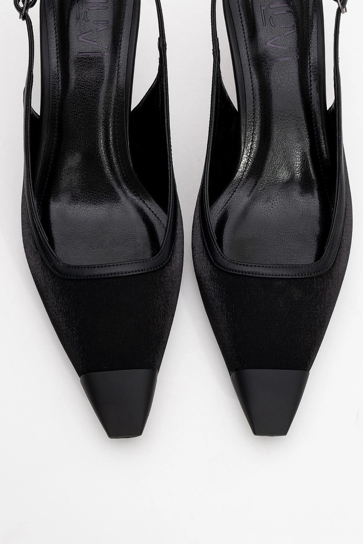 Prologue Shoes Womens Alive Satin Pointed Toe Pump
