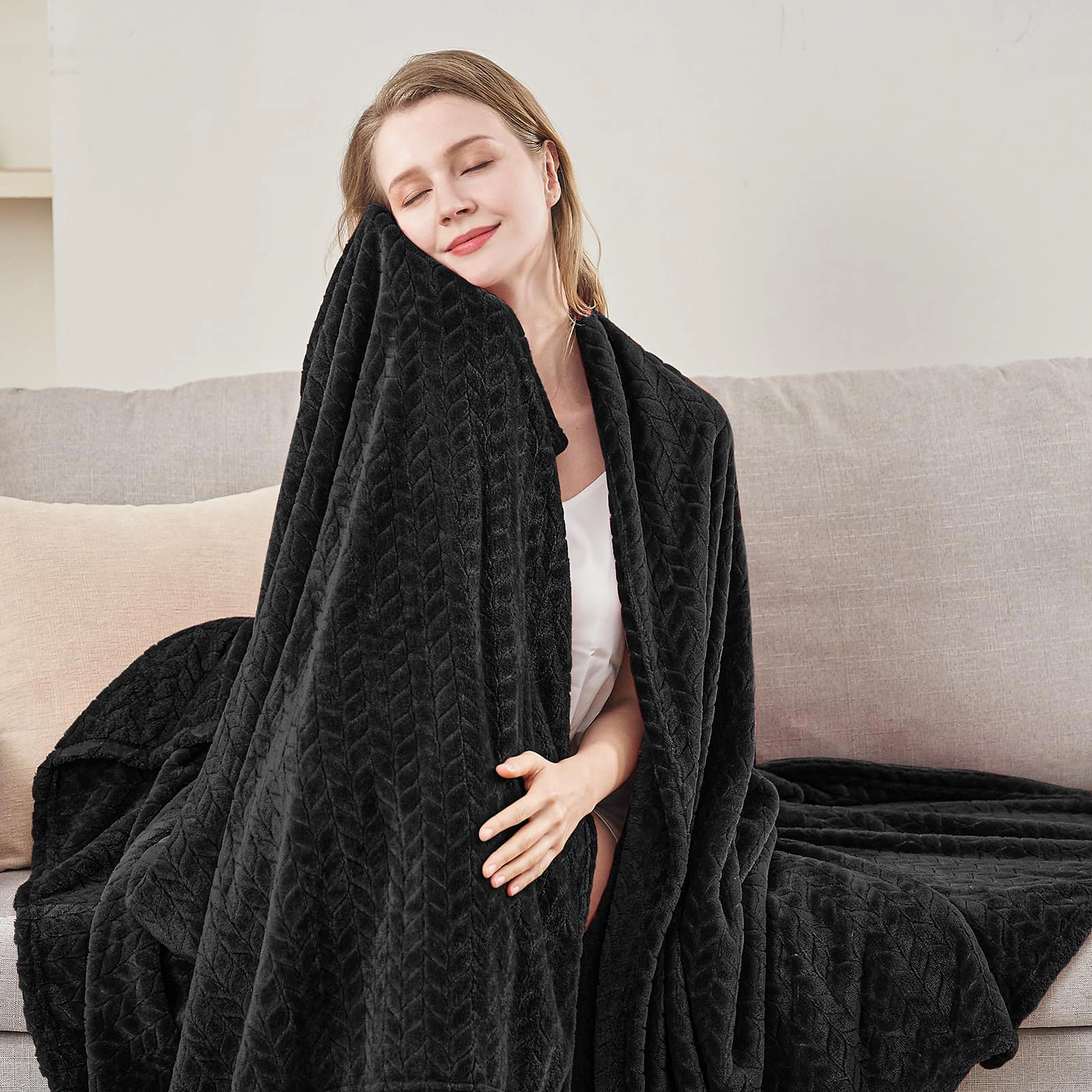 Queen Fleece Blanket Soft Flannel Washable Lightweight All Season