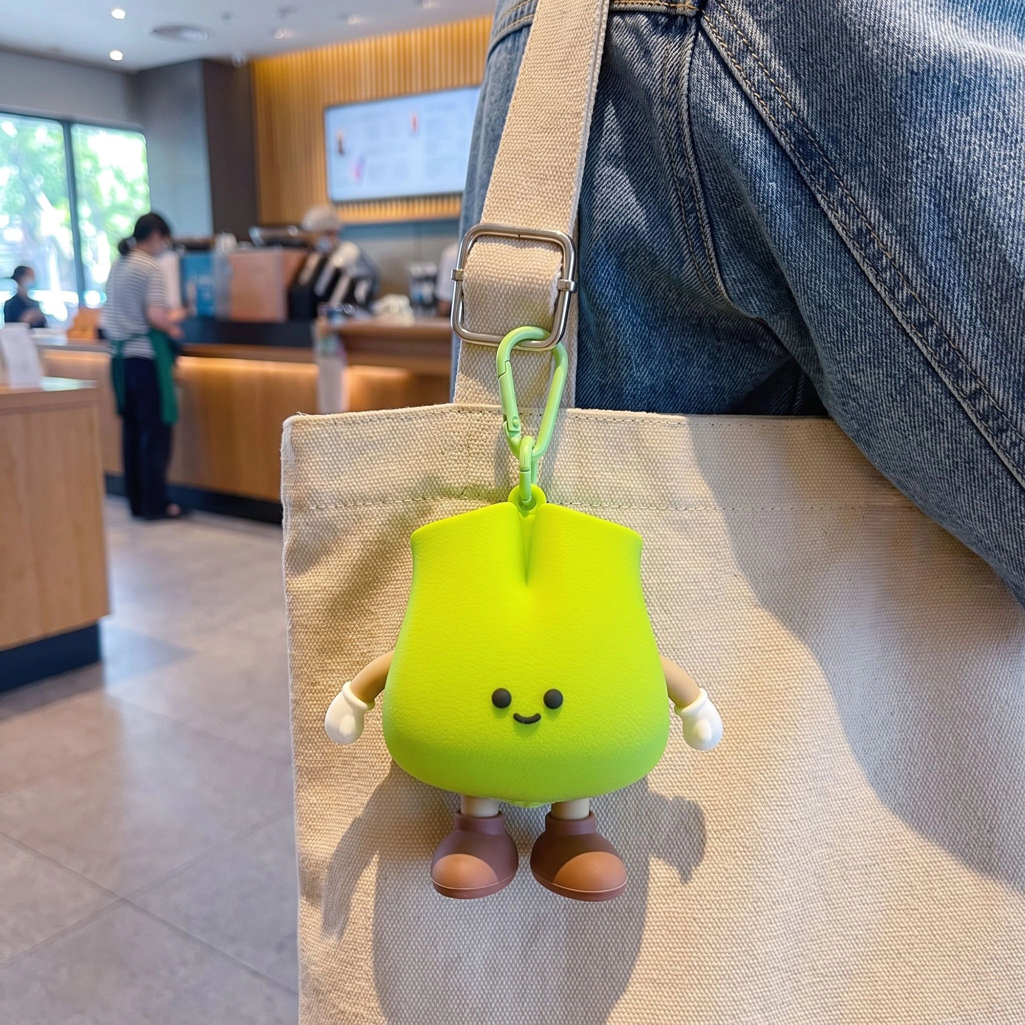 Alilang Women's 2-Piece Womens Pouch Bag Charm with Hanging Clip and Character Design