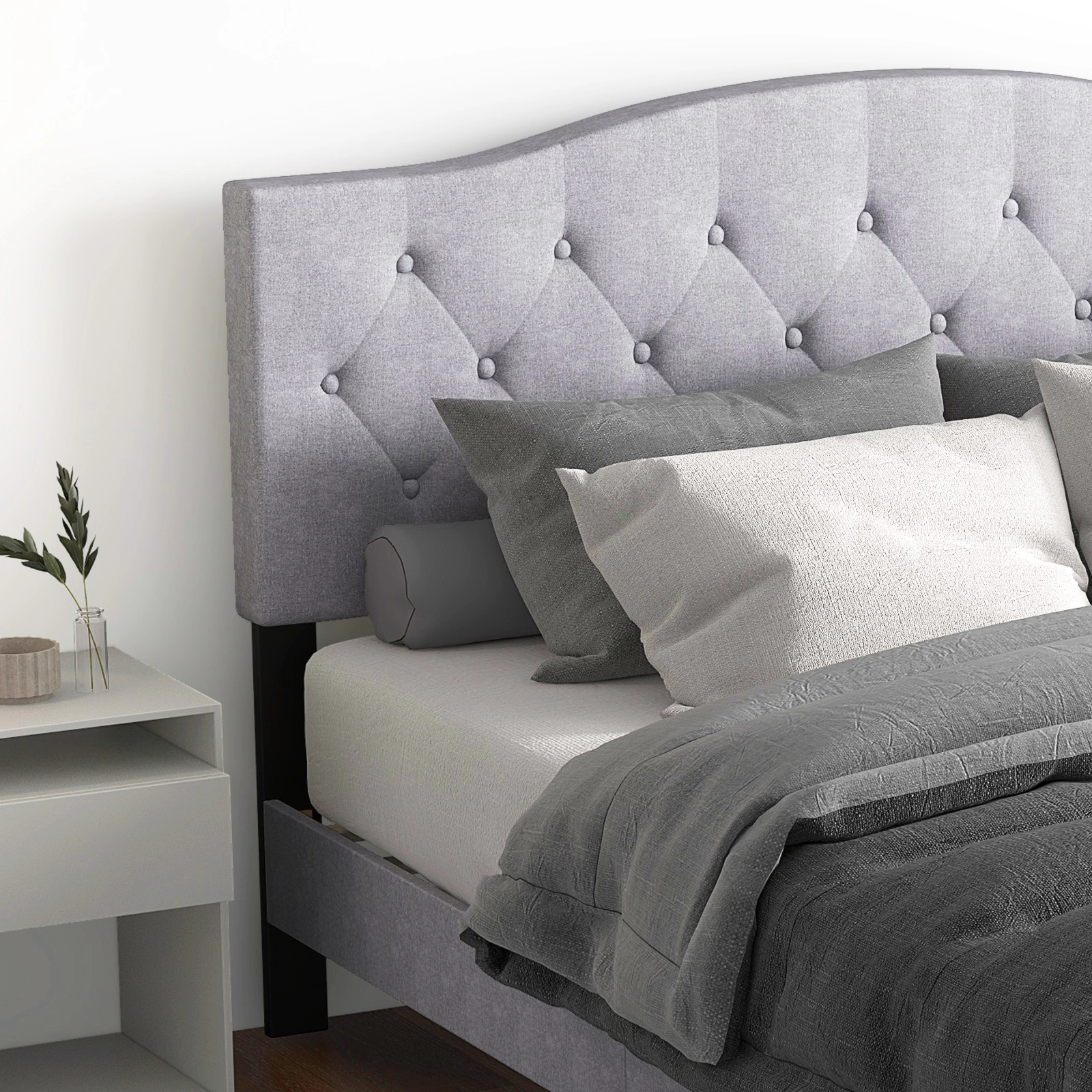 LJG Queen Size Upholstered Platform Bed with Button Tufted Headboard