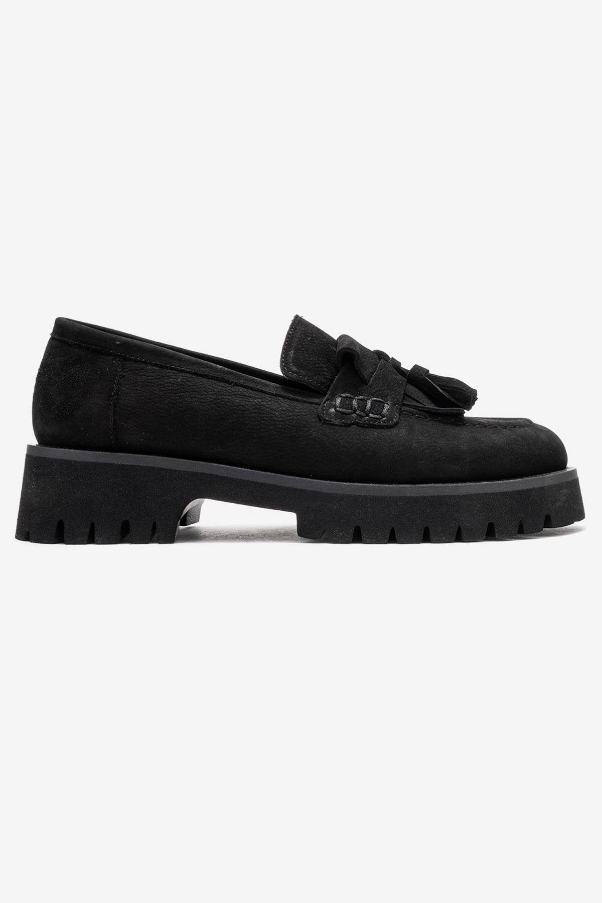 Forever & Always Womens Poen Leather Tassel Loafer