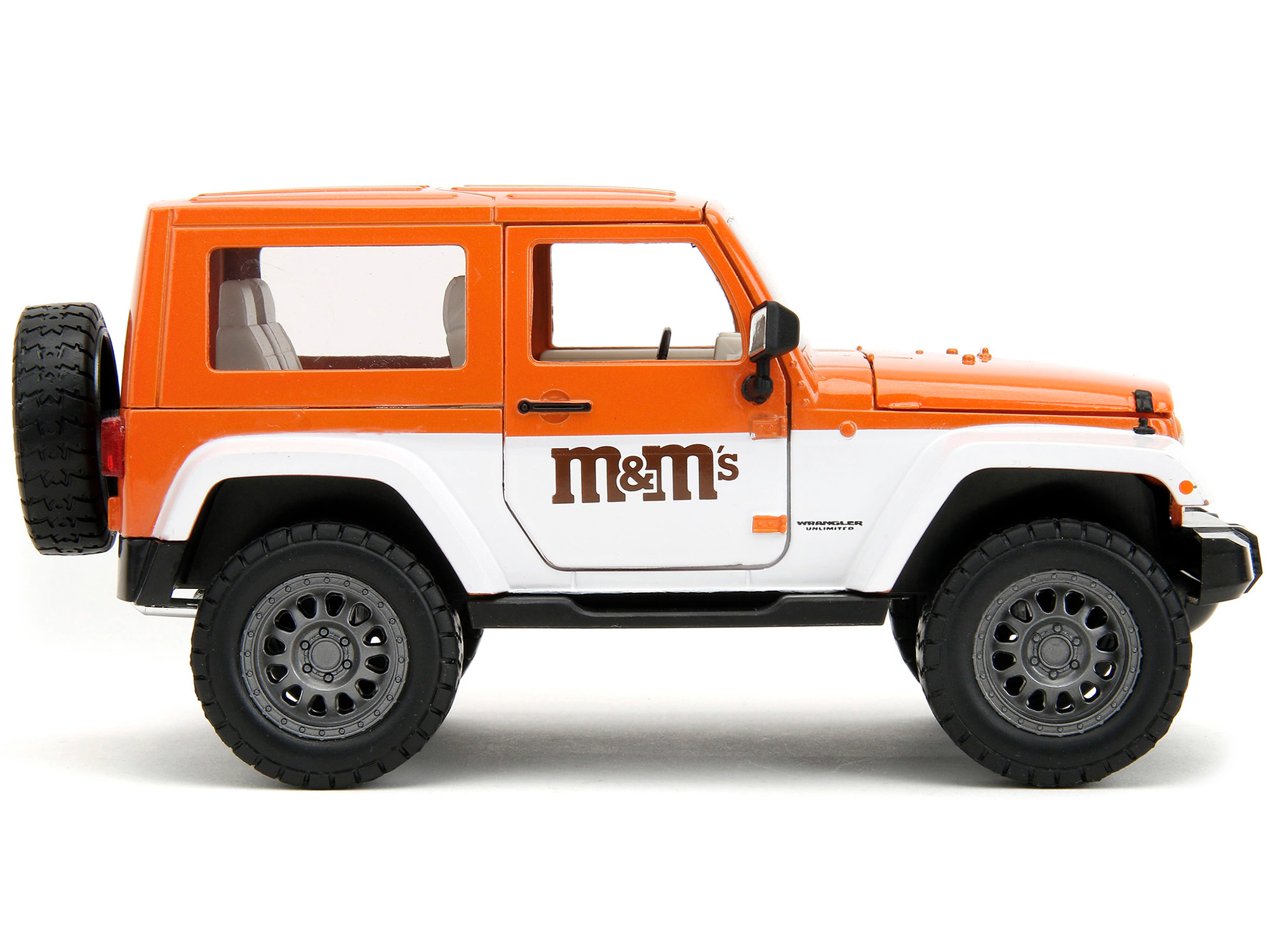 Jada 2007 Jeep Wrangler Orange Metallic and White and Orange M&M Diecast Figure "M&M's" "Hollywood Rides"