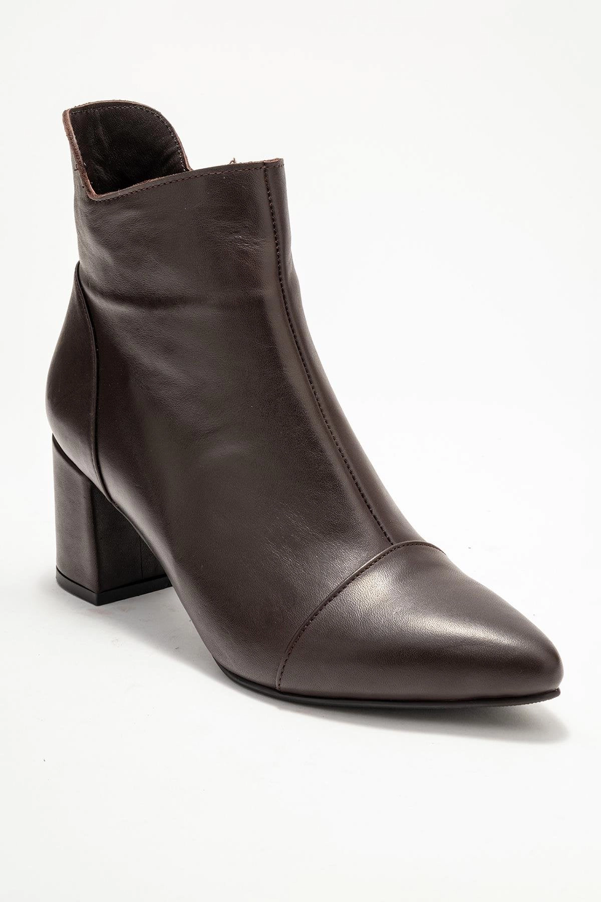 Forever & Always Womens Gael Leather Block Heel Boots
