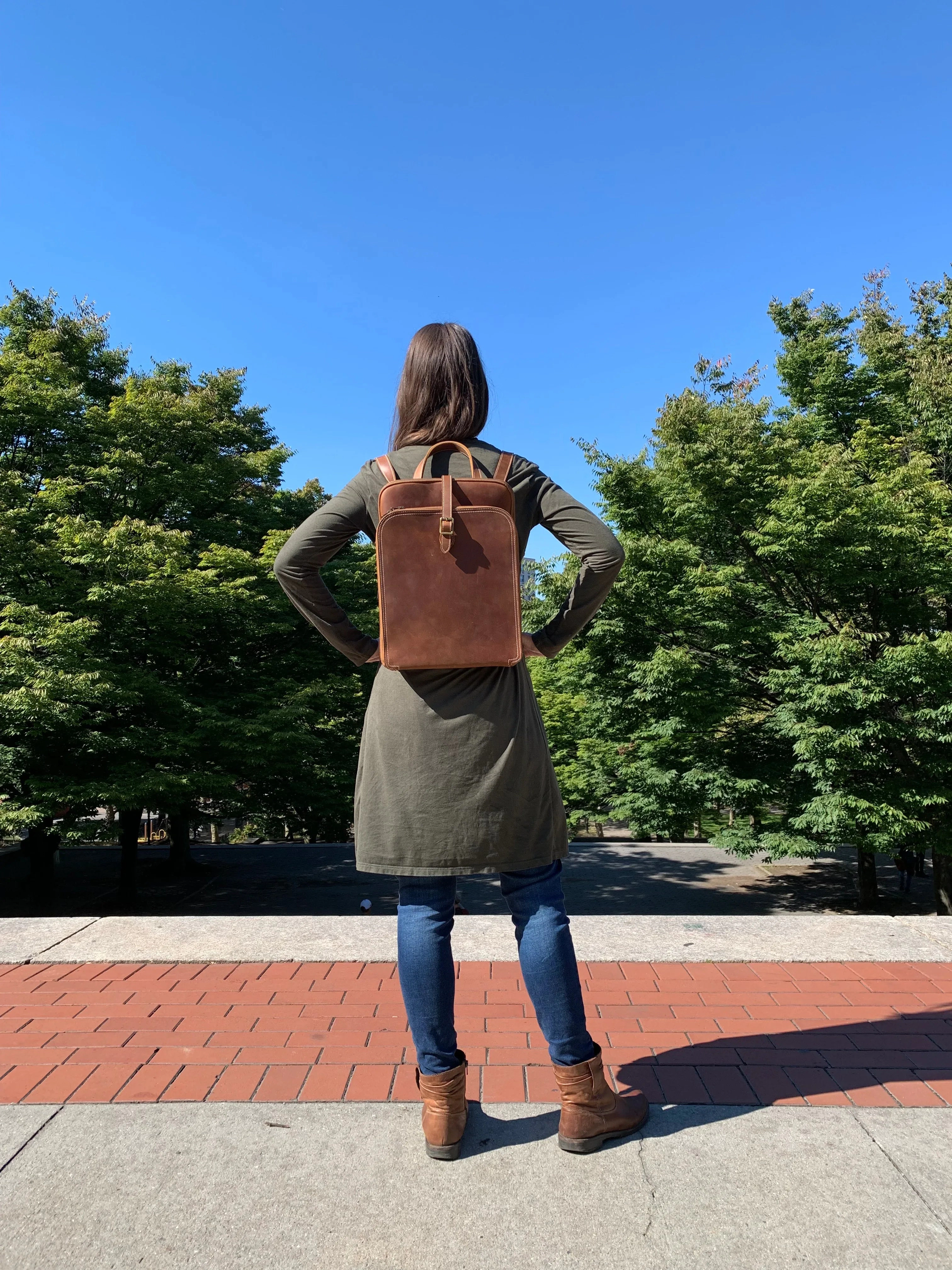 Steel Horse Leather Unisex Sachi Leather Backpack | Small Women's Leather Backpack