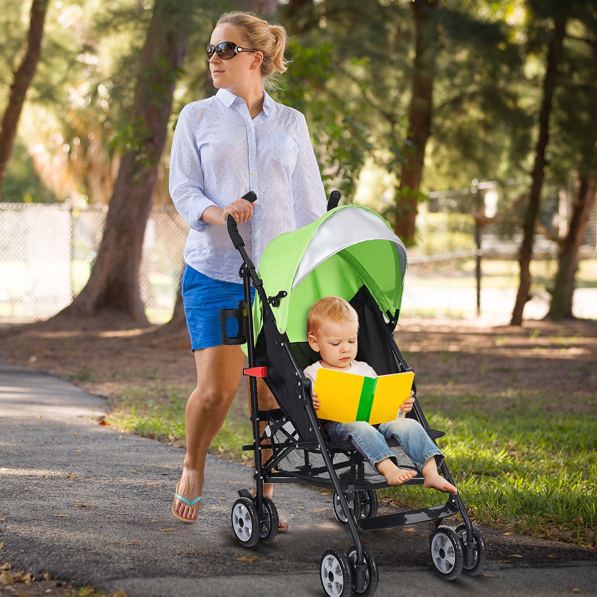 SUGIFT Baby Green Folding Umbrella Stroller with Storage Basket 26-in W 20-in D 43.5-in H 33-lb Seat Capacity