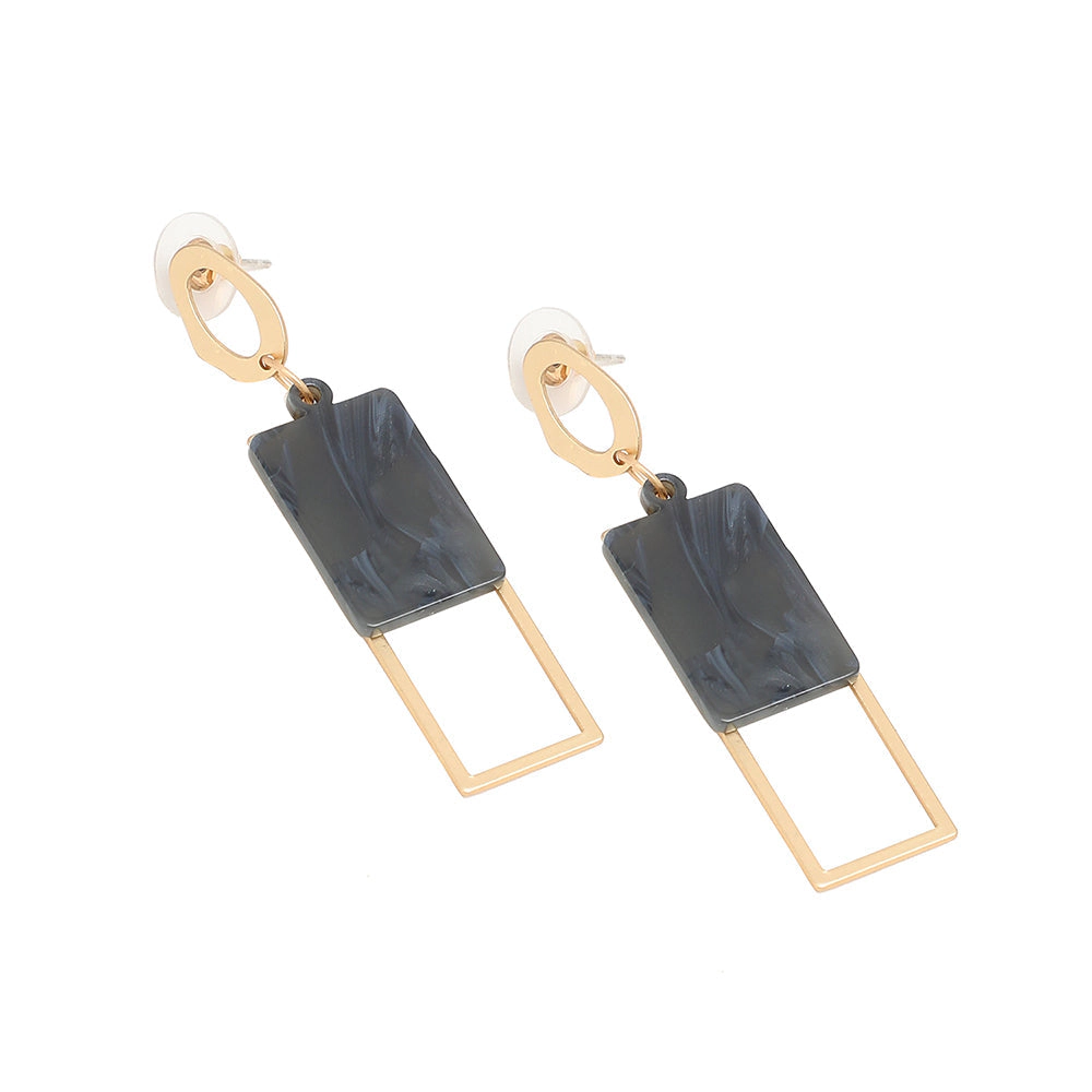 SOHI Women's Structured Drop Earrings