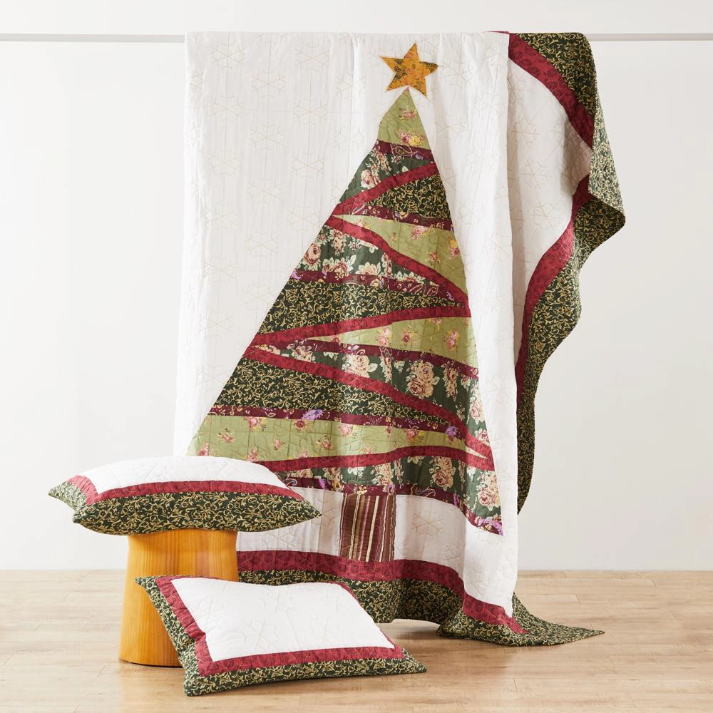 Greenland Home Fashions Christmas Tree Heirloom Quality Patchwork and Applique Snow flake Quilt Set 2 PC Holiday