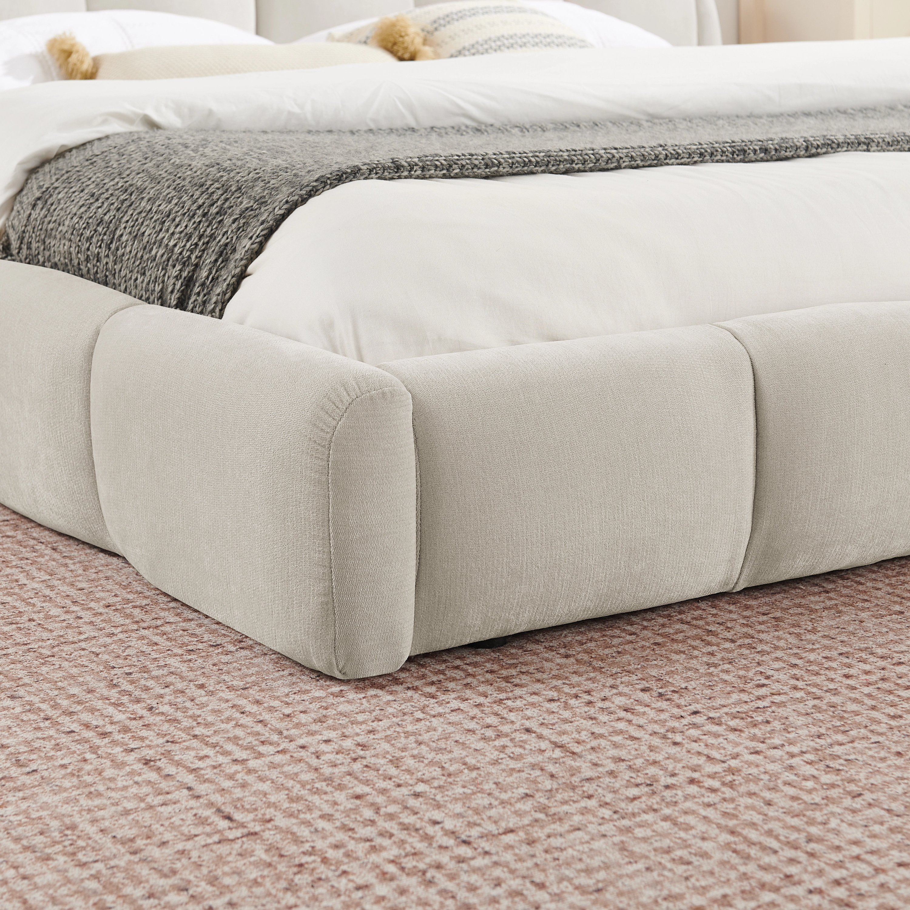 Flynama King Chenille Platform Bed, Thick Curved Headboard & Footboard, Low Profile, Beige