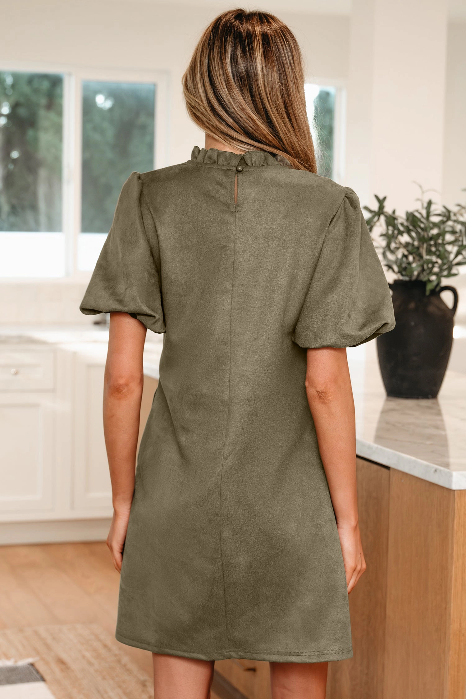 Threaded Pear Women's Gemma Sleeve Shift Mini Dress