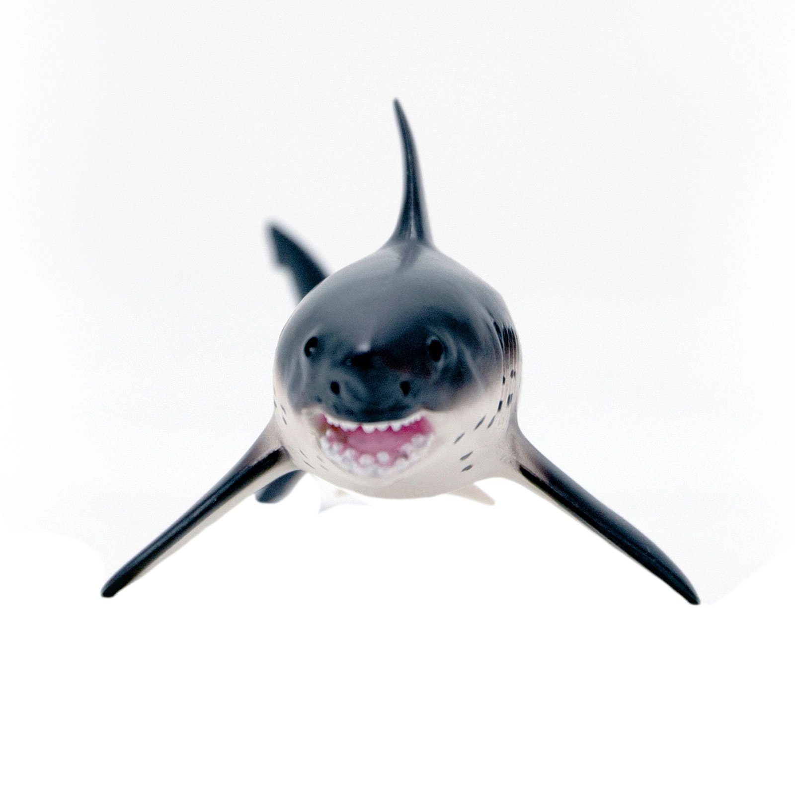 Safari Ltd. - Salmon Shark Kids Toy Figure