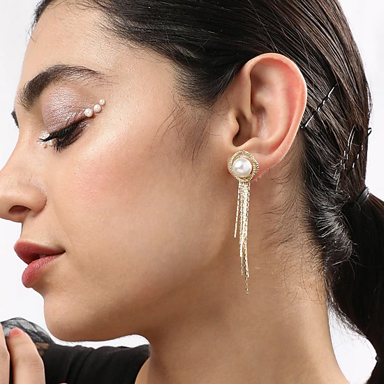 SOHI Women's Black Dangling Drop Earrings