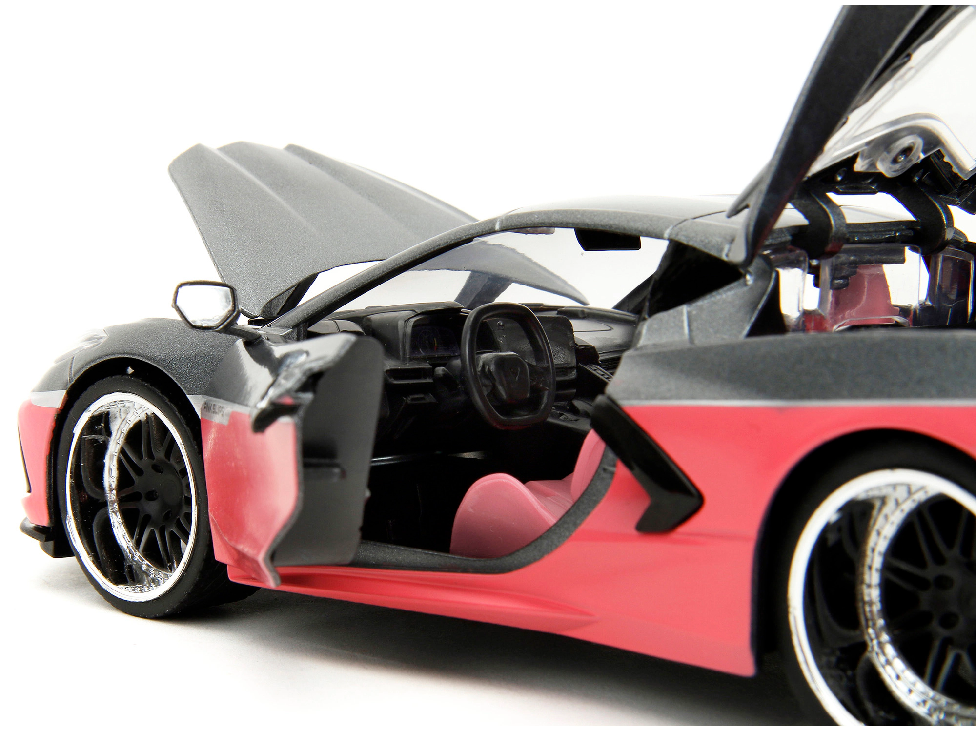 Jada 2020 Chevrolet Corvette Gray Metallic And Pink "Pink Slips" Series 1/24 Diecast Model Car By Jada