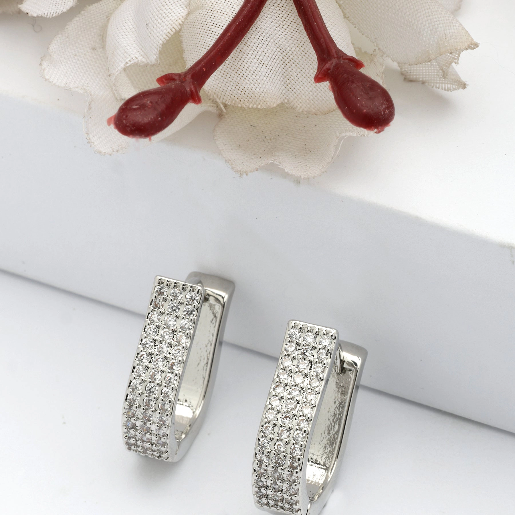 AGP PARIS Womens Radiant Rectangle Hoop Earrings