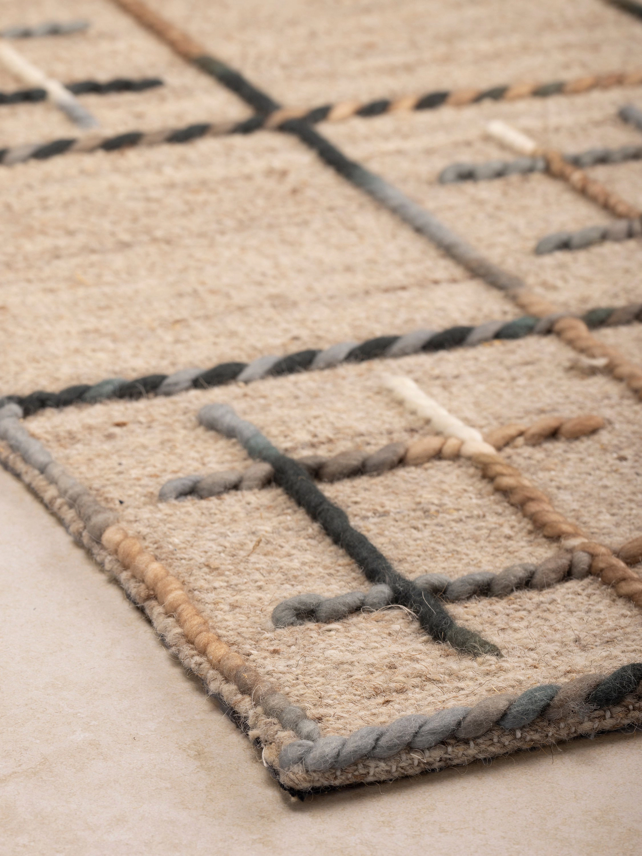 GAURI KOHLI Gilbert Area Rug 5'x8'