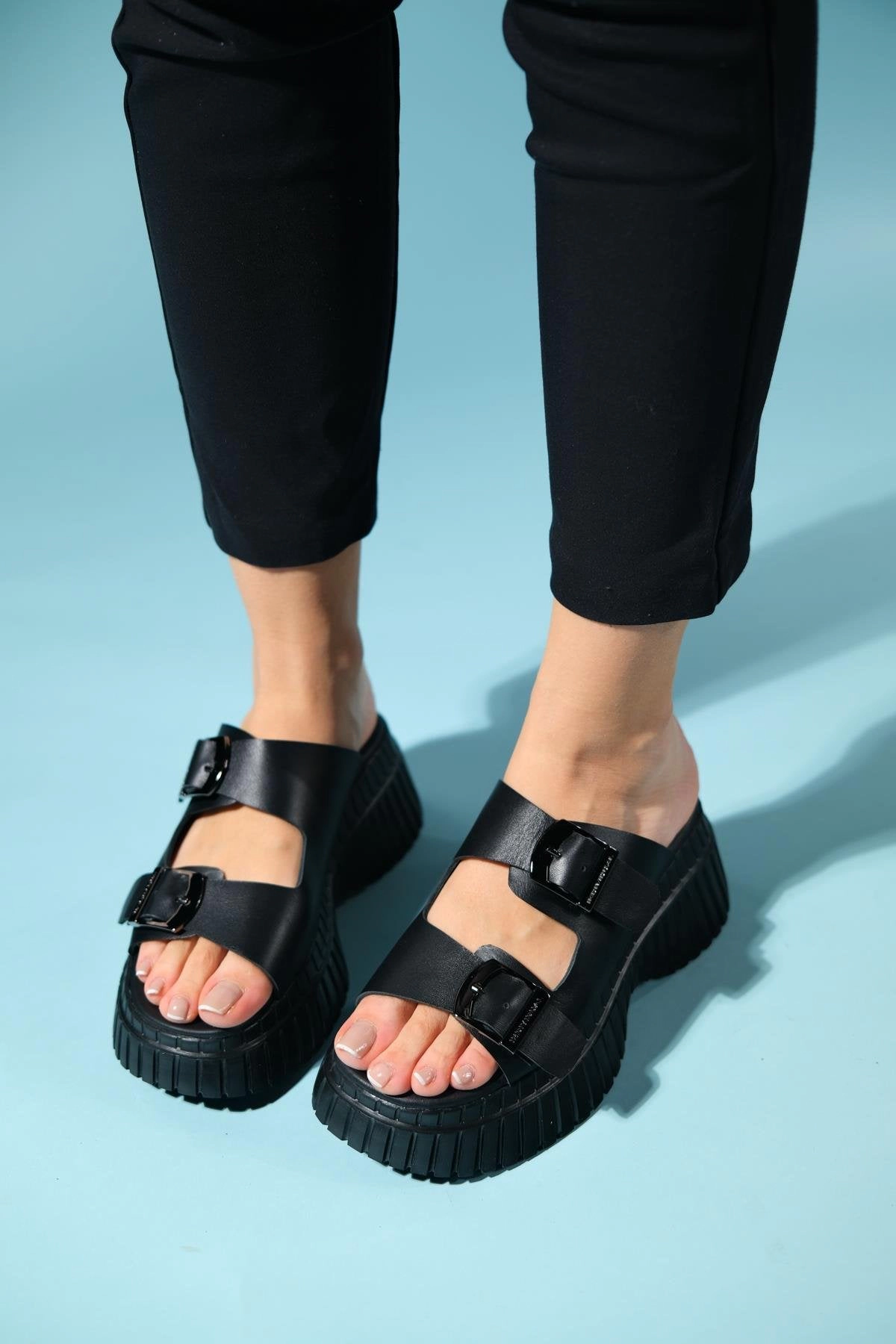 Forever & Always Womens Joanes Leather Two-Strap Platform Sandals