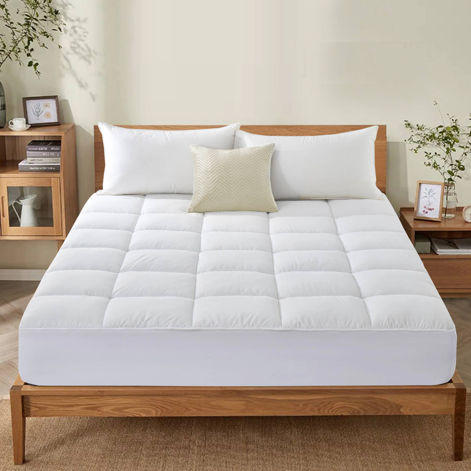 Unikome Cooling Breathable Mattress Pad, Quilted Fitted Waterproof Mattress Protector