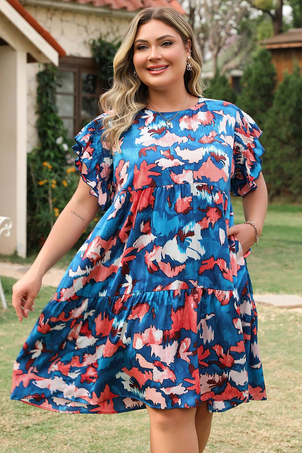 Threaded Pear Women's Palmer Plus Ruffled Short Sleeve Dress