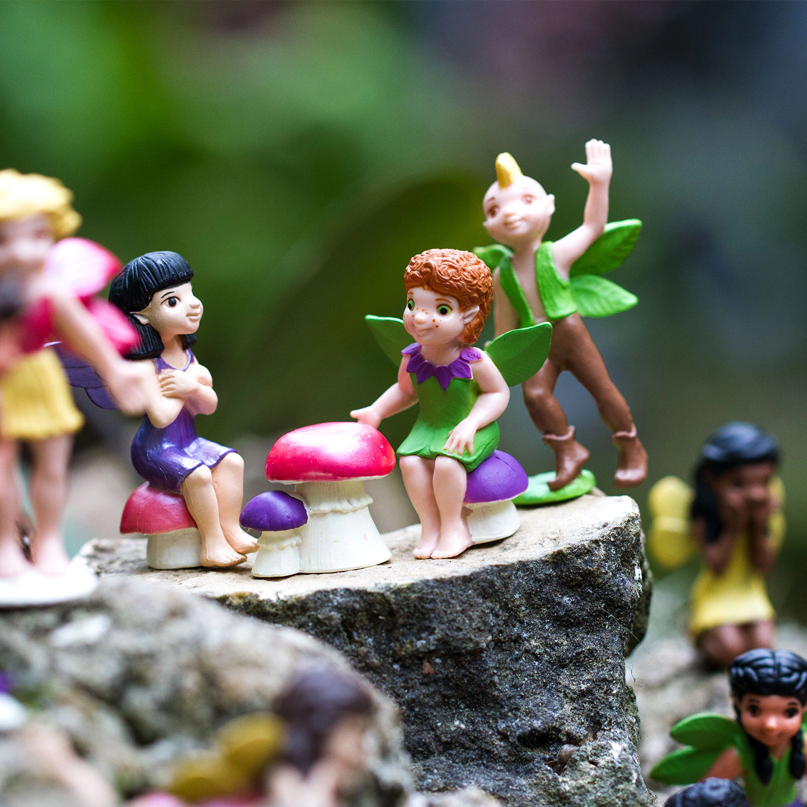 Safari Ltd. - Friendly Fairies Super TOOB - contains 12 Mini Figurines