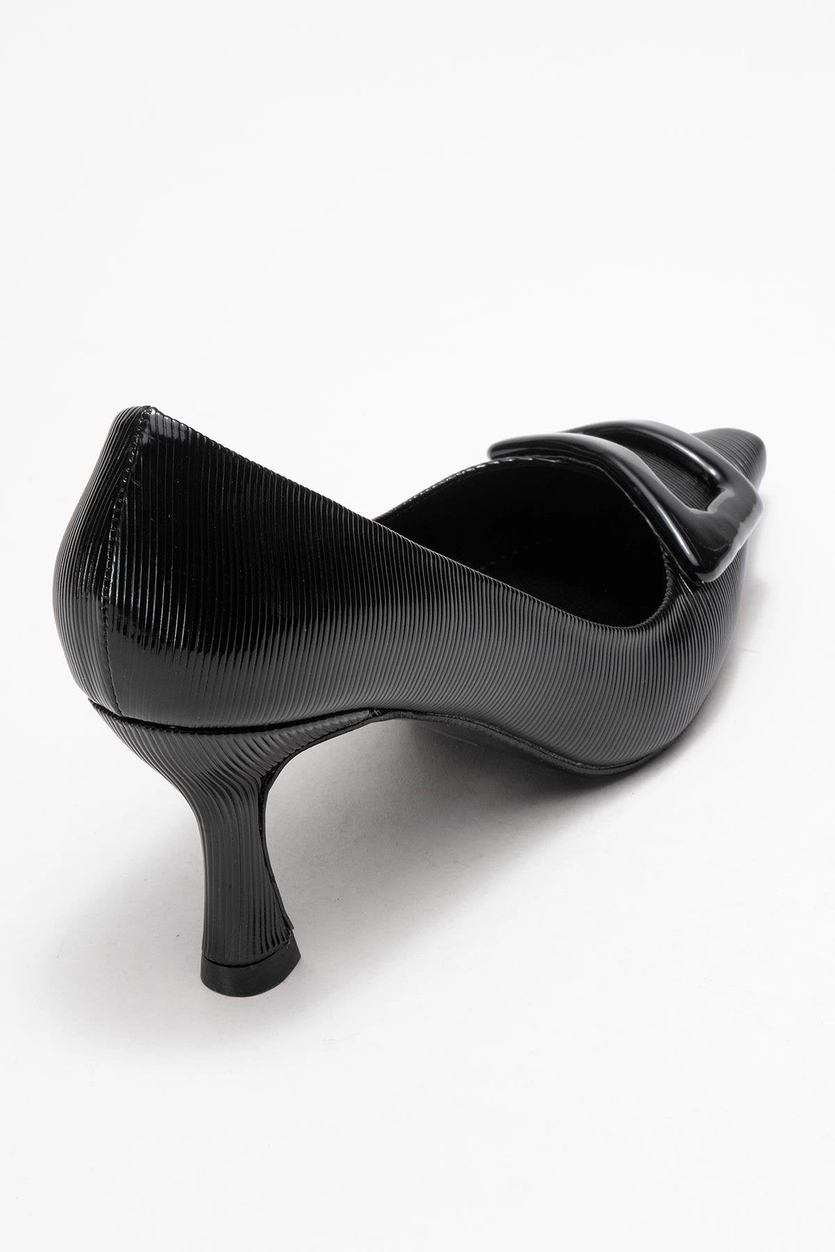 Prologue Shoes Womens Astra Buckle Pointed Toe Pump